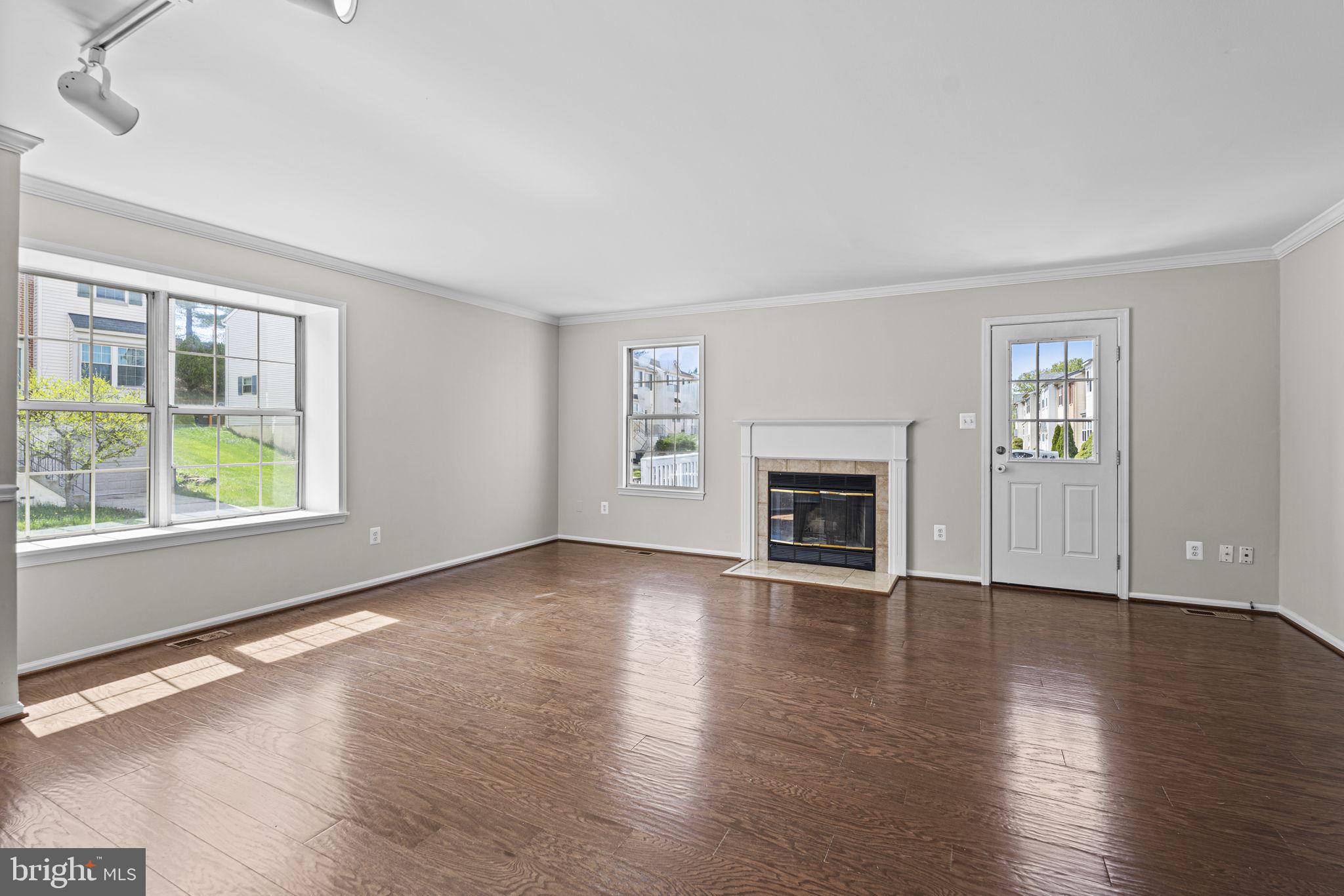 QUAIL HOLLOW - Residential