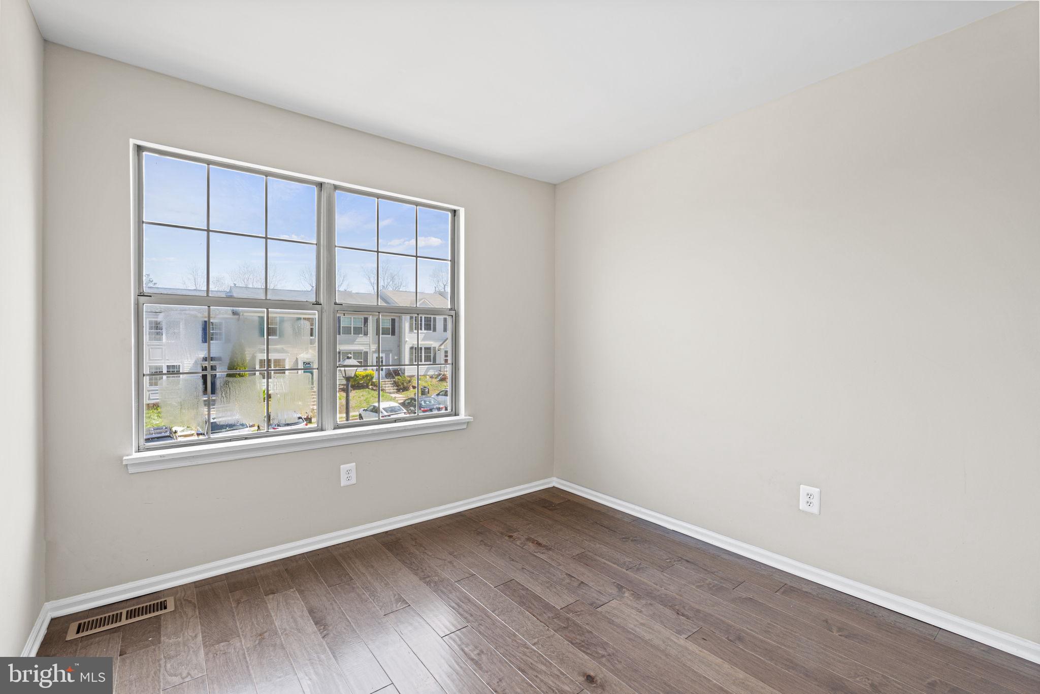 QUAIL HOLLOW - Residential