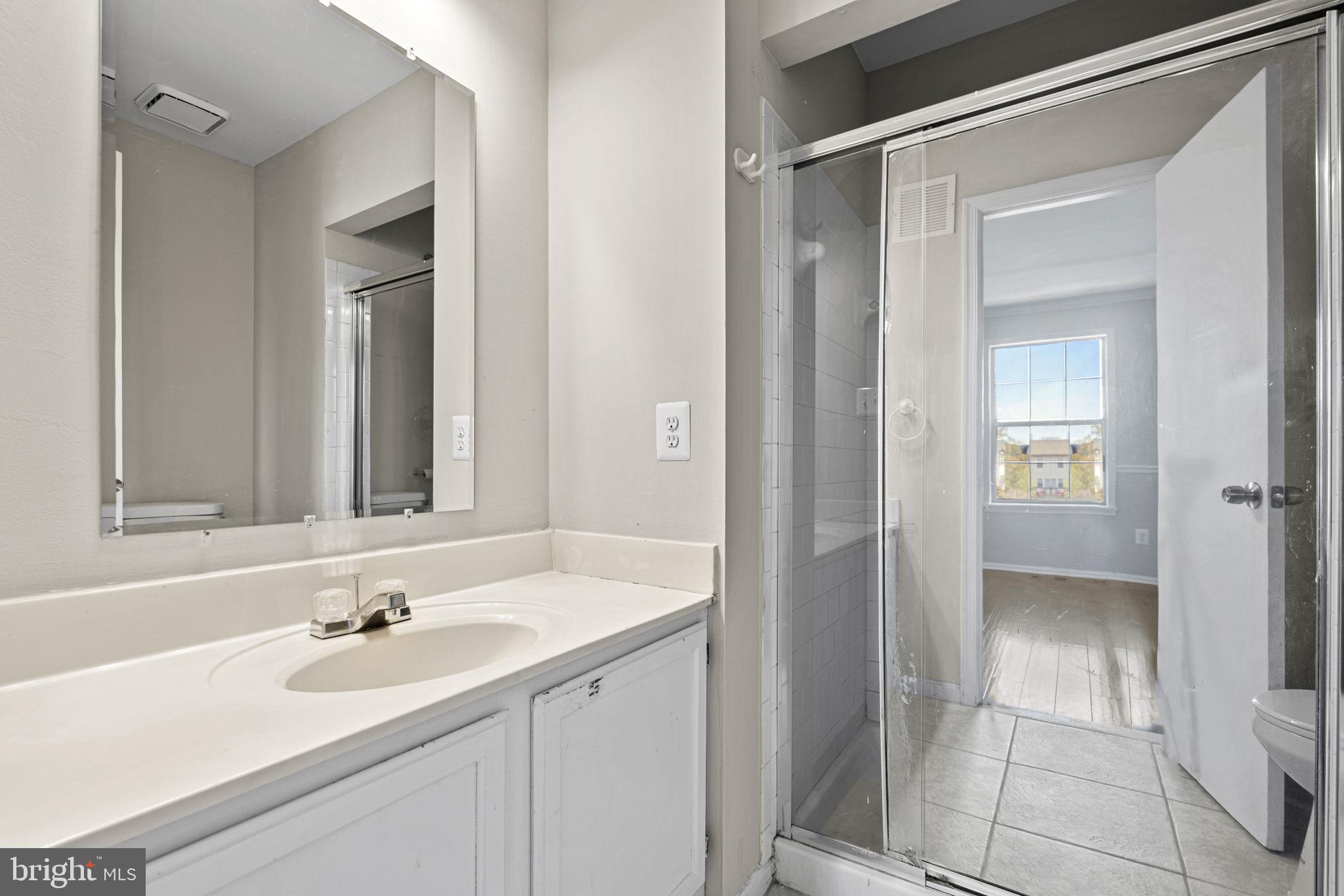 QUAIL HOLLOW - Residential