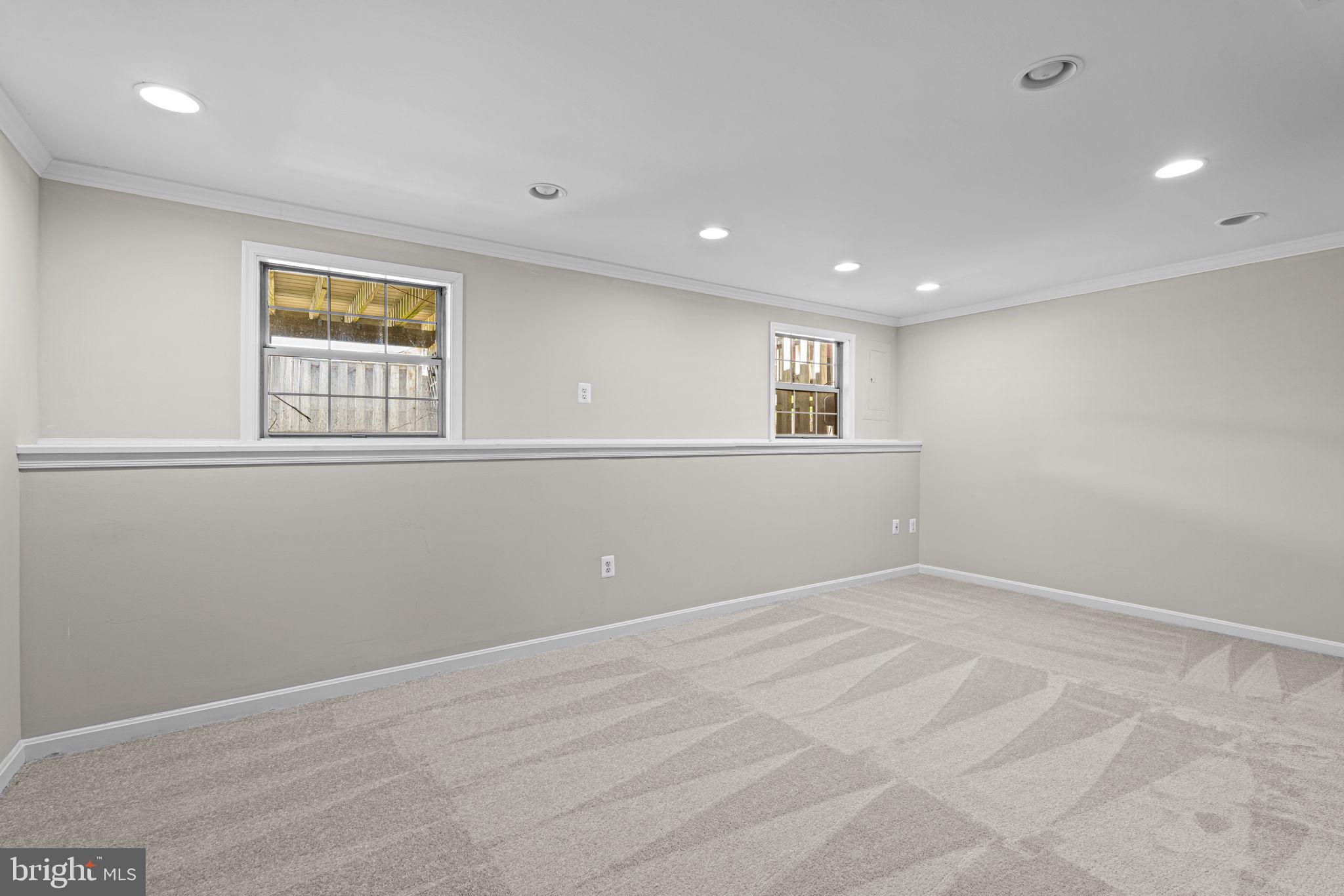 QUAIL HOLLOW - Residential