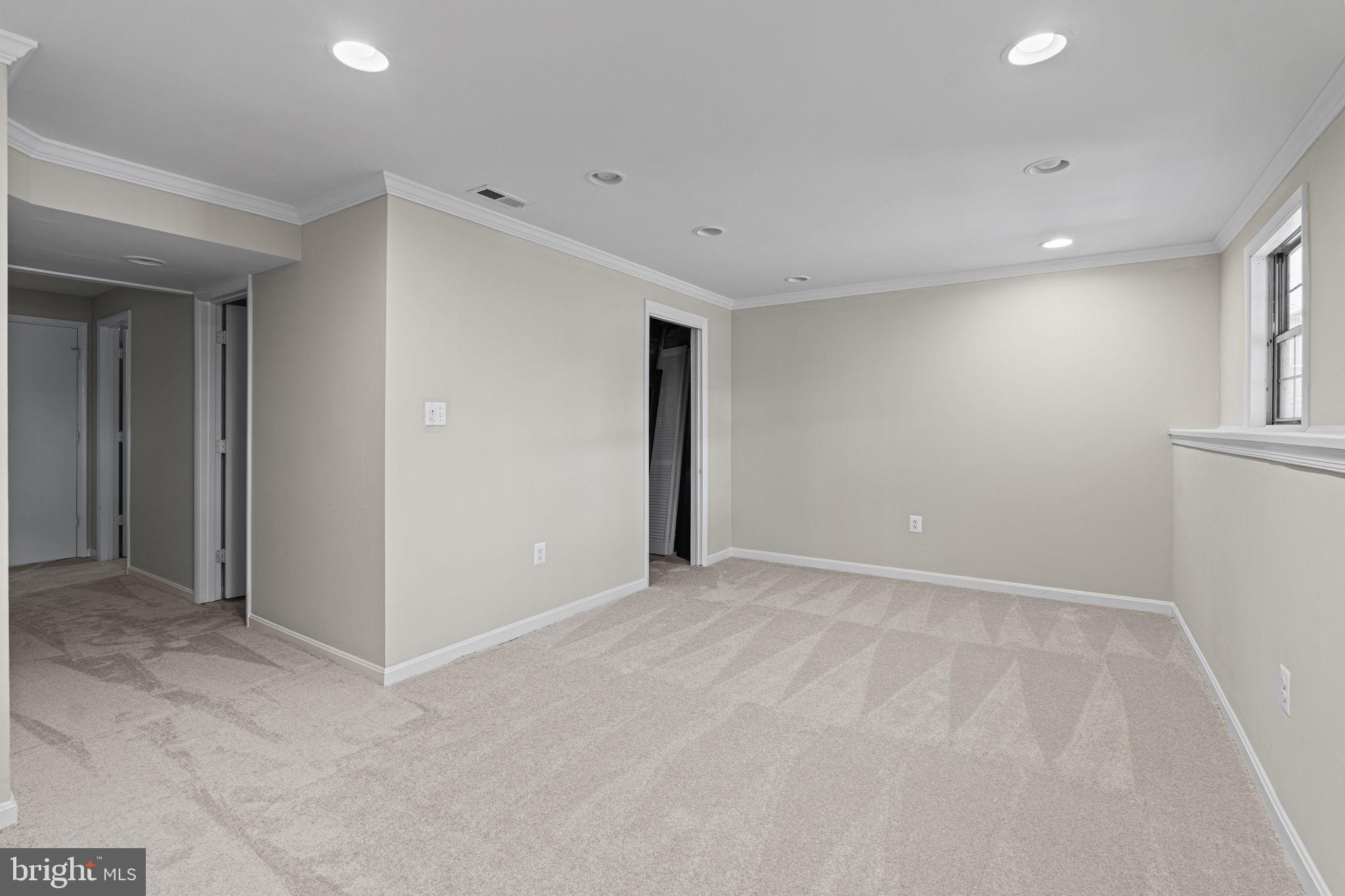 QUAIL HOLLOW - Residential