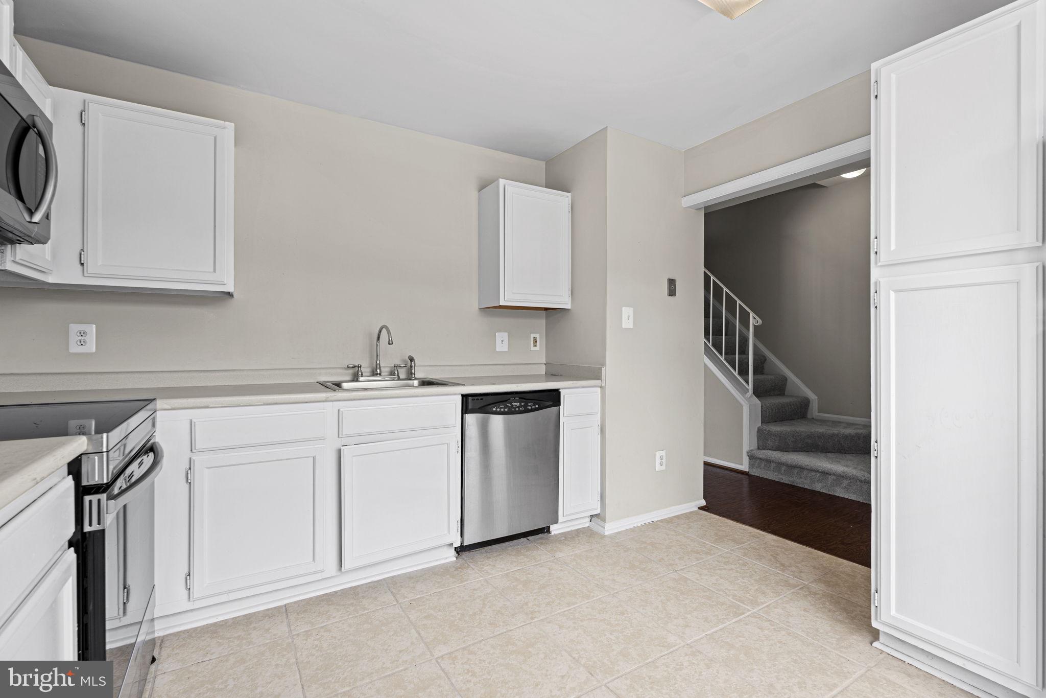 QUAIL HOLLOW - Residential