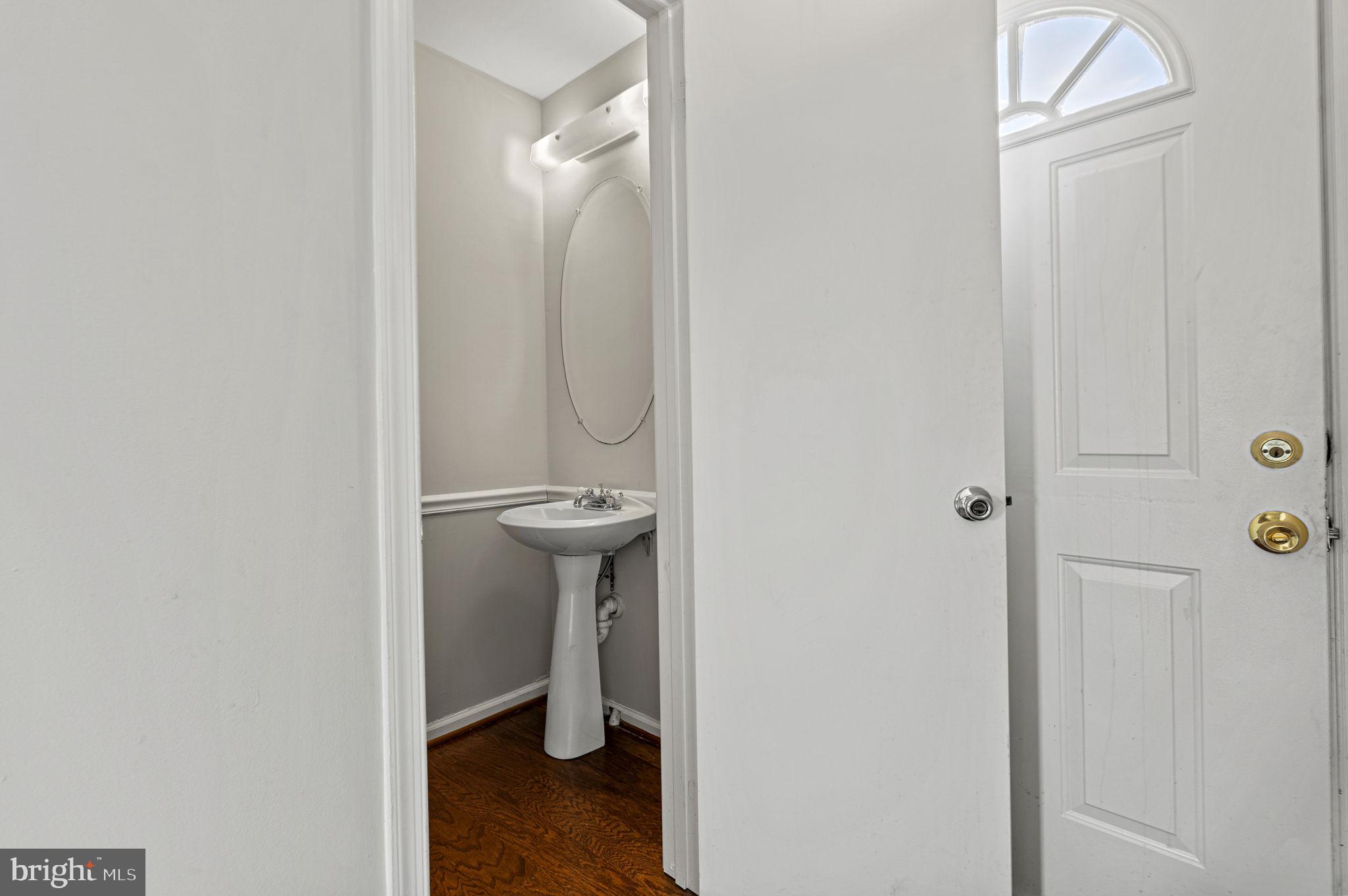 QUAIL HOLLOW - Residential