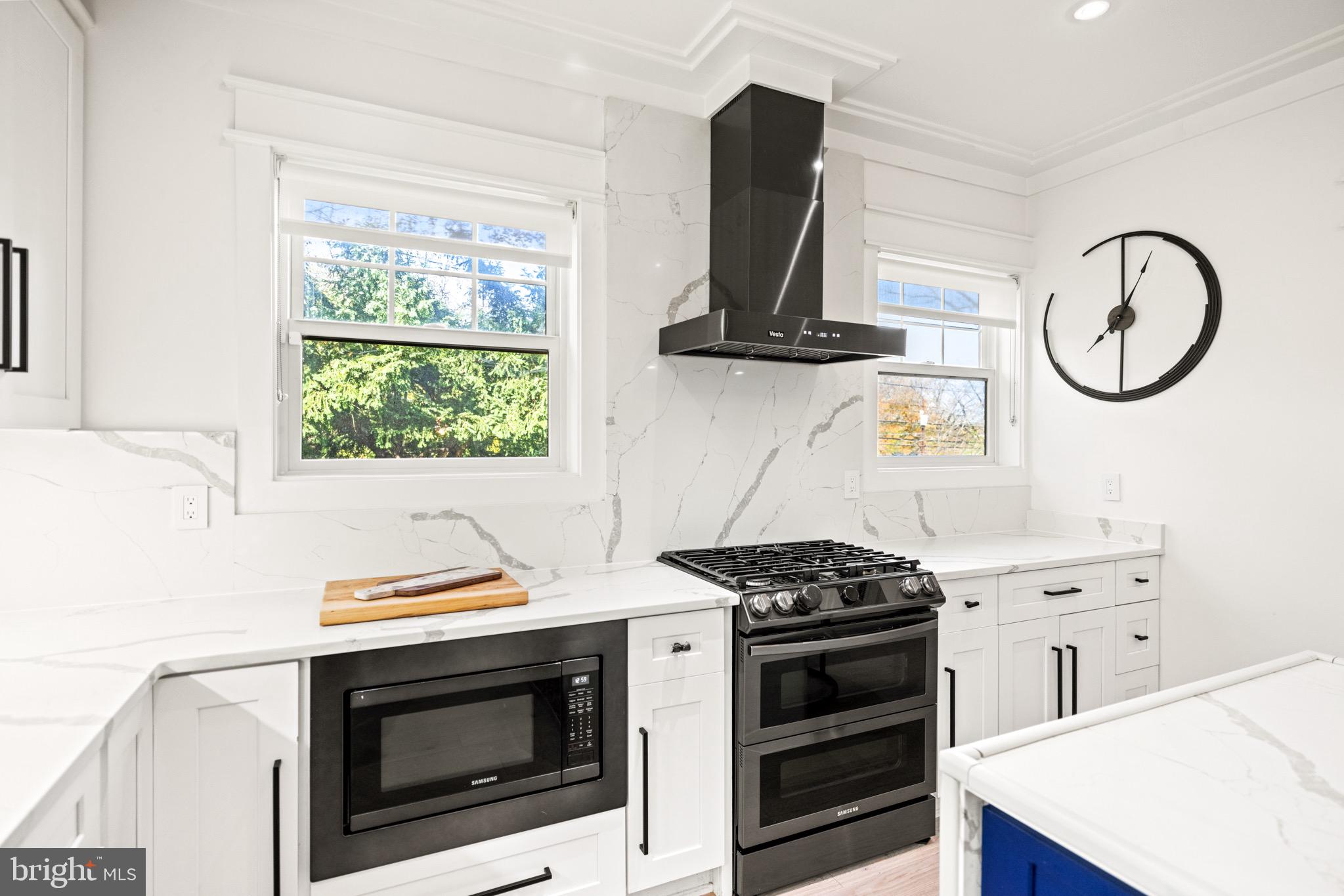 CHEVY CHASE - Residential