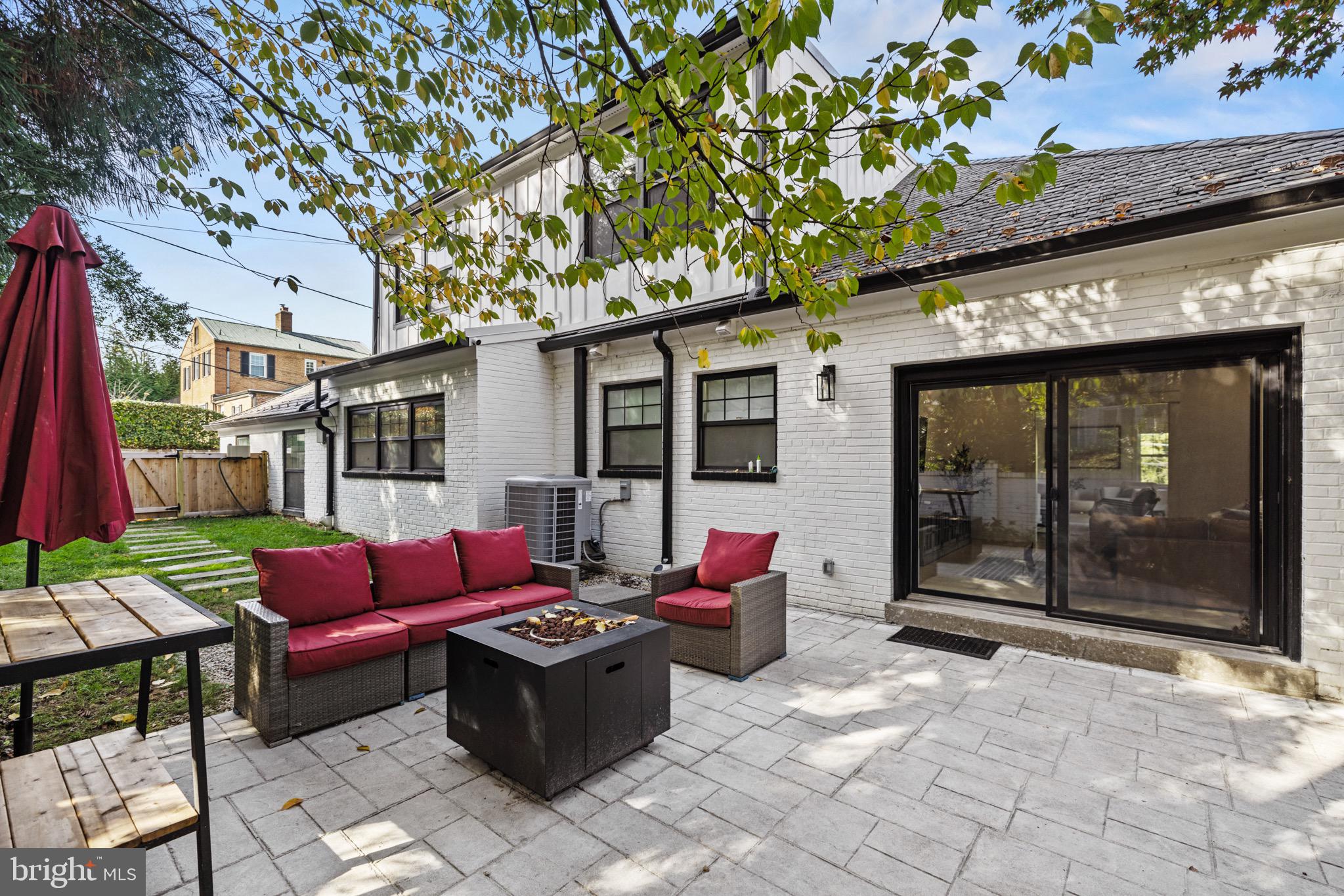 CHEVY CHASE - Residential