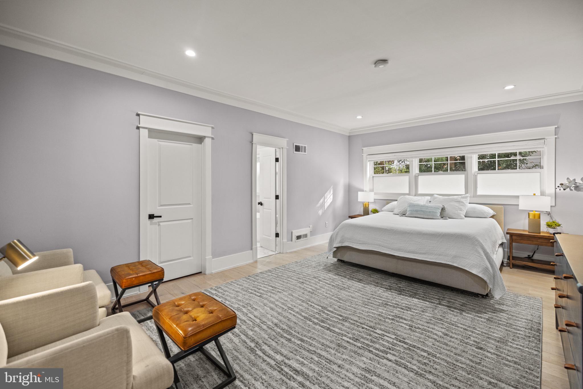 CHEVY CHASE - Residential