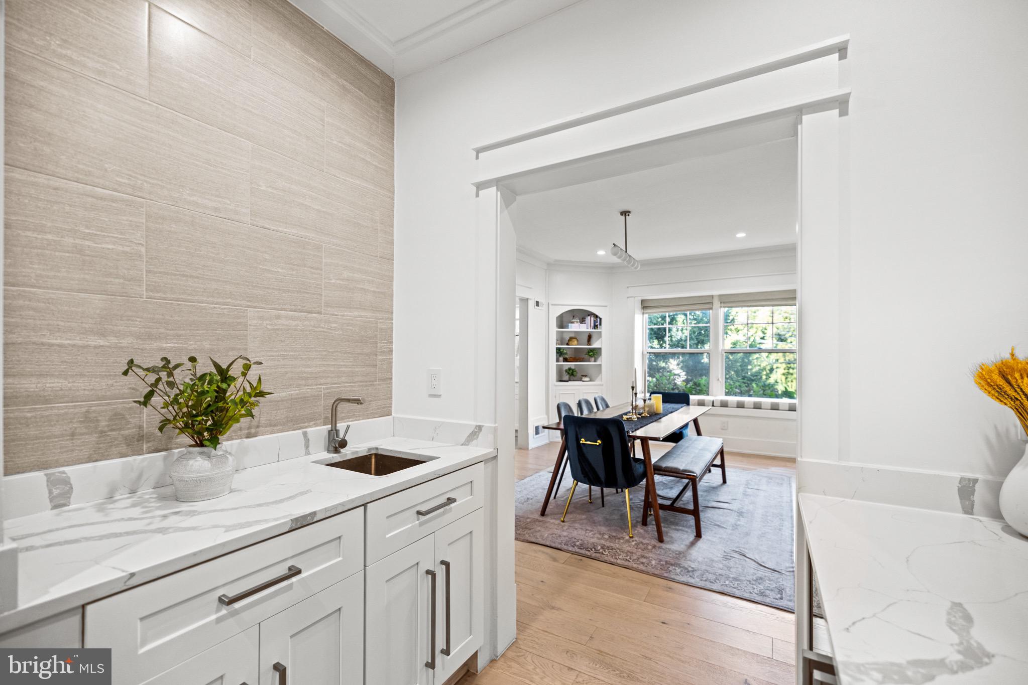 CHEVY CHASE - Residential