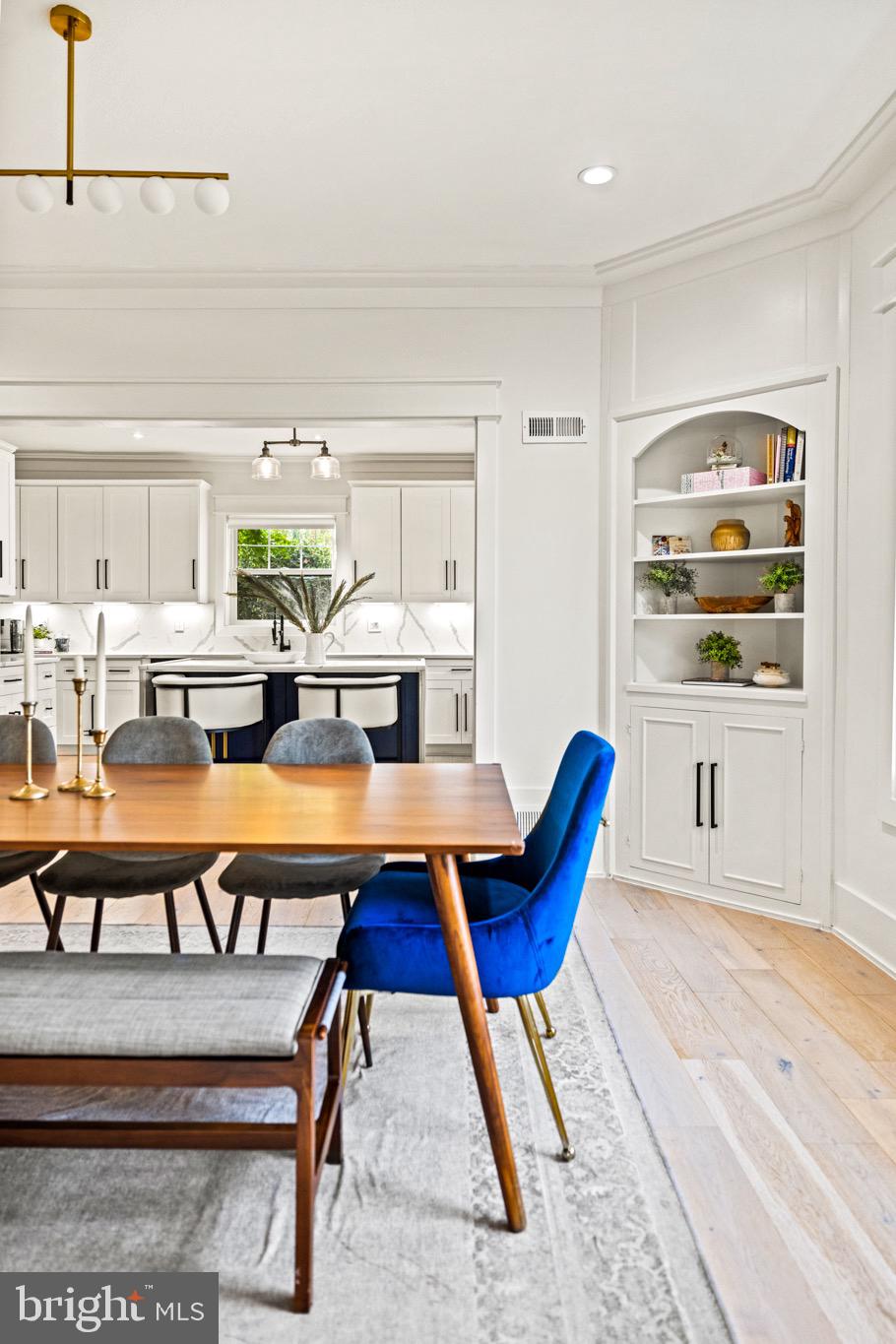 CHEVY CHASE - Residential