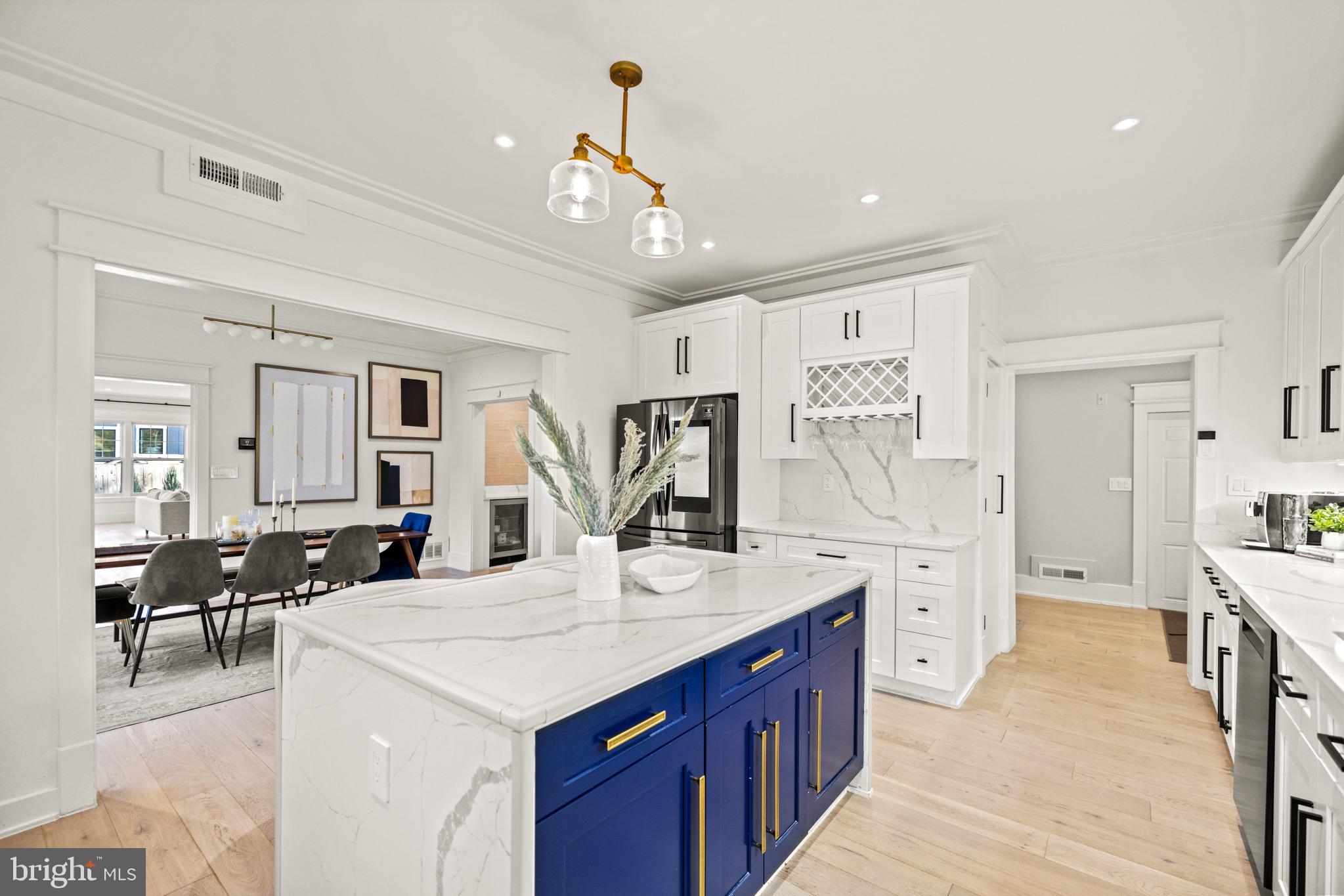 CHEVY CHASE - Residential