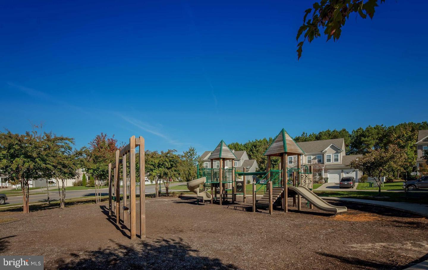 PRIMROSE PARK AT WILDEWOOD - Residential Lease