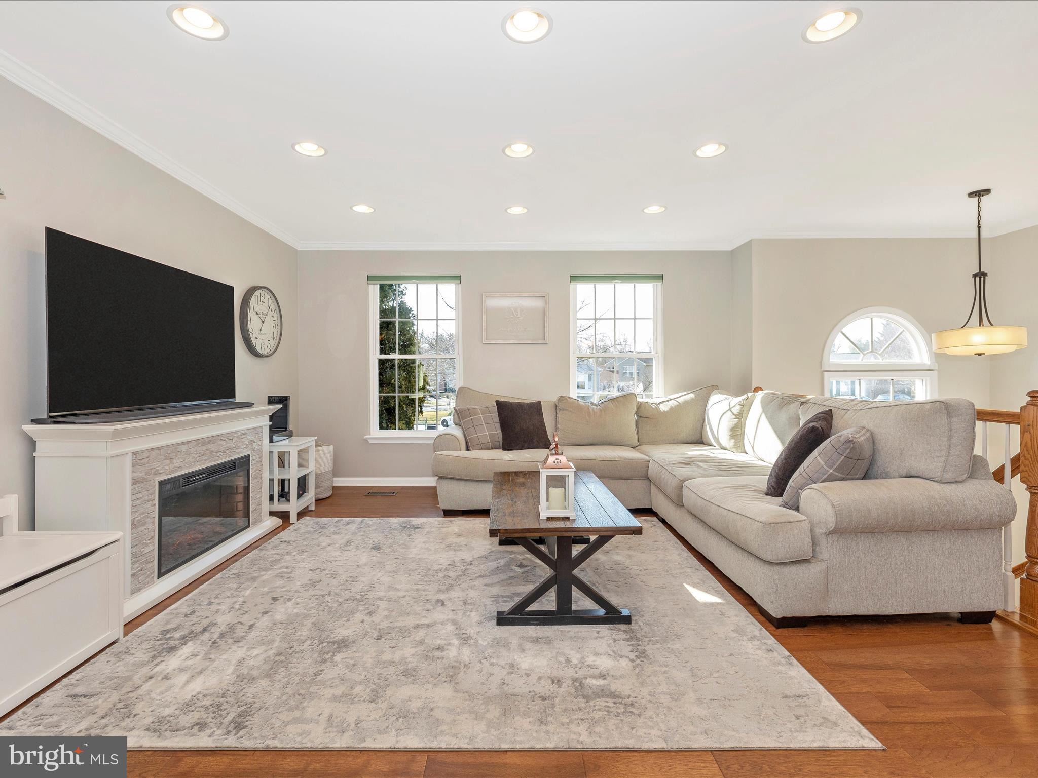 WILLOW BROOK - Residential