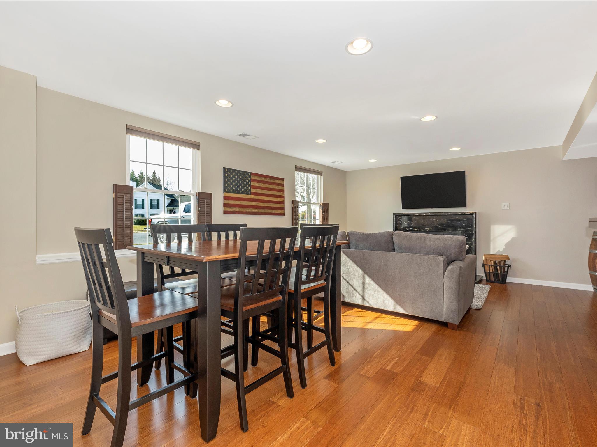 WILLOW BROOK - Residential