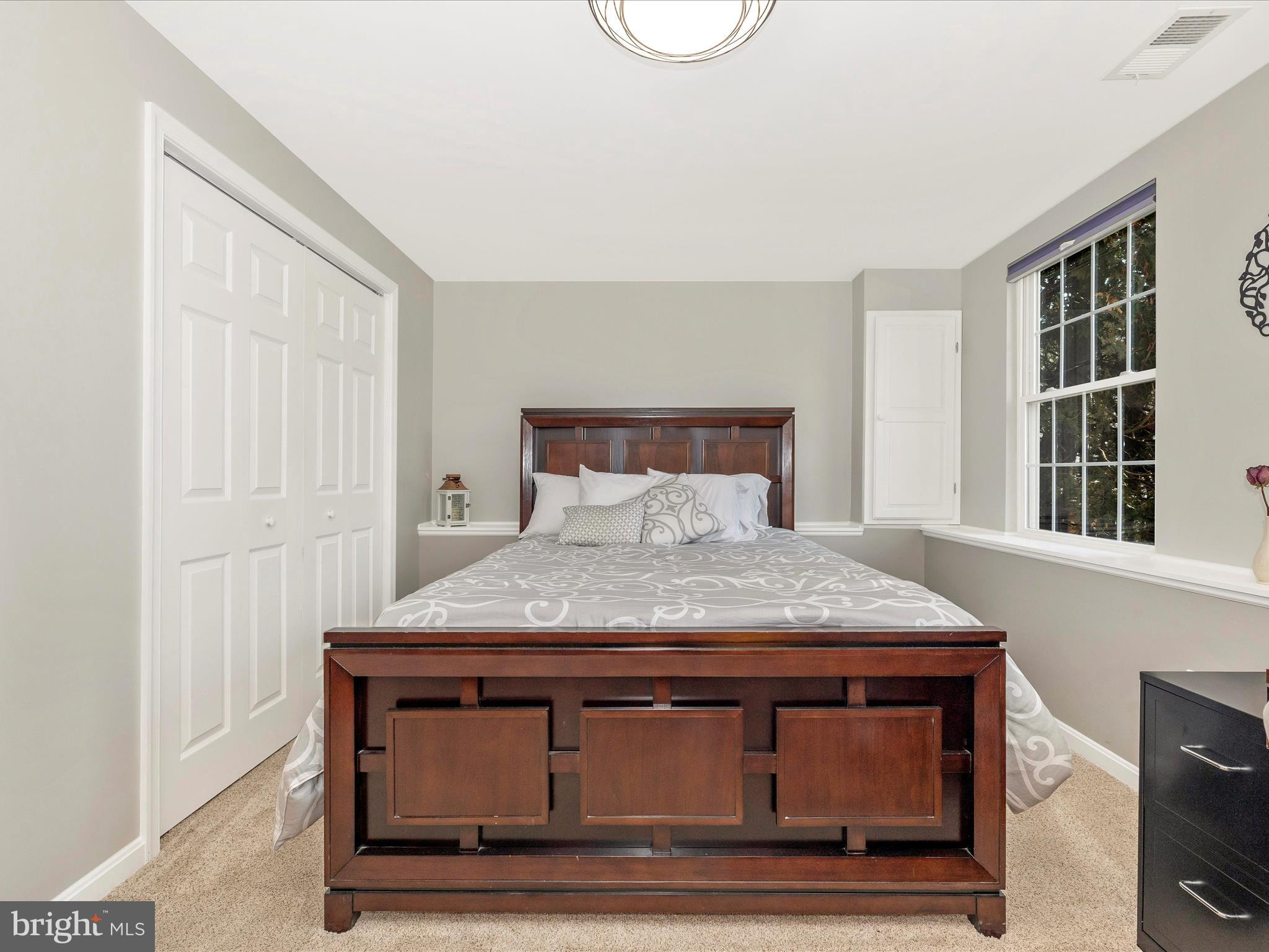 WILLOW BROOK - Residential