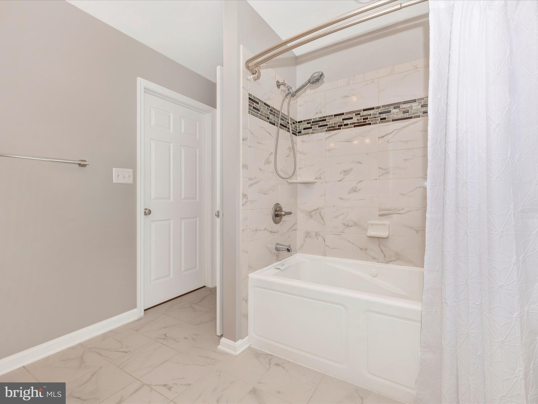 WILLOW BROOK - Residential