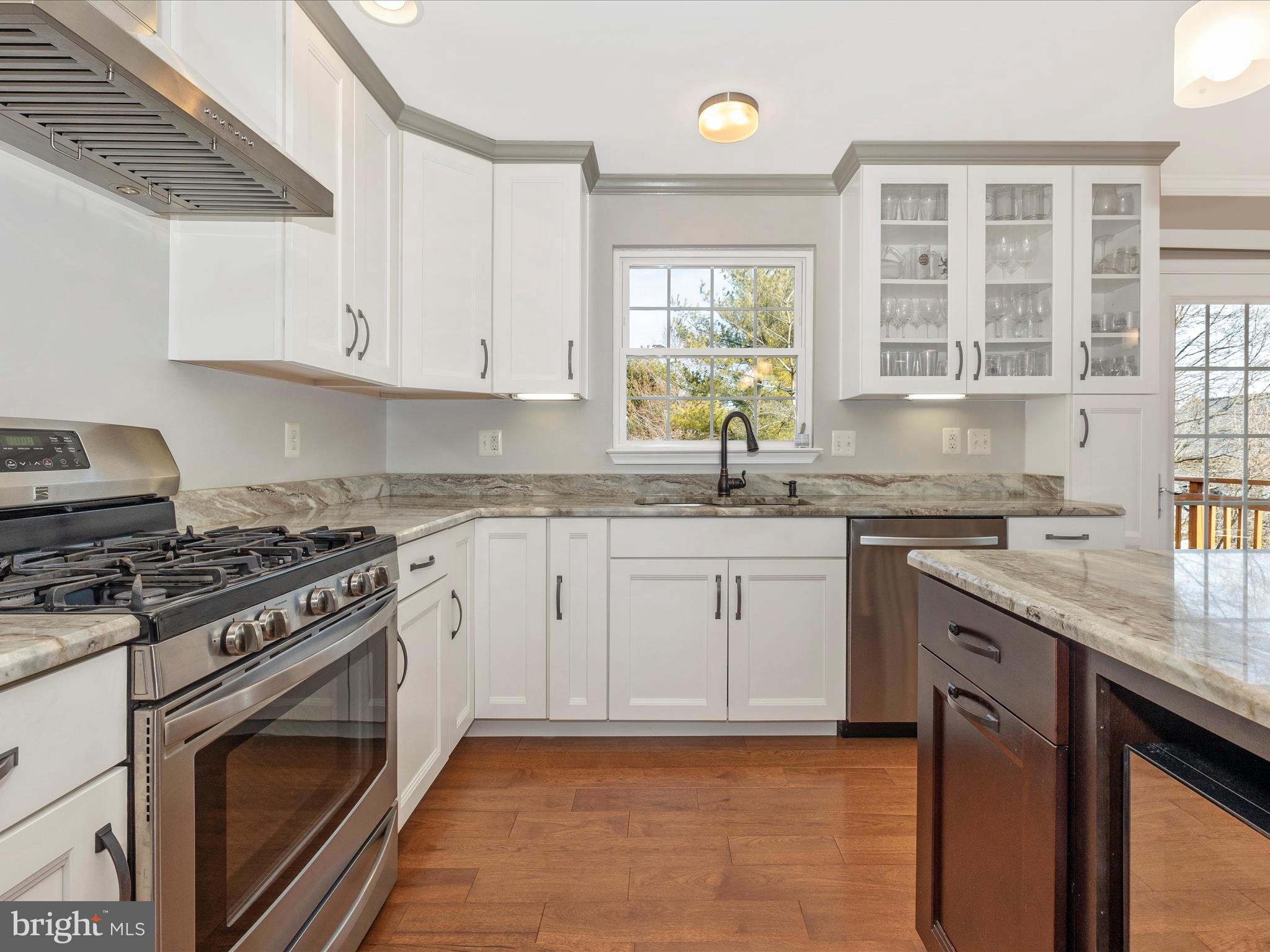 WILLOW BROOK - Residential