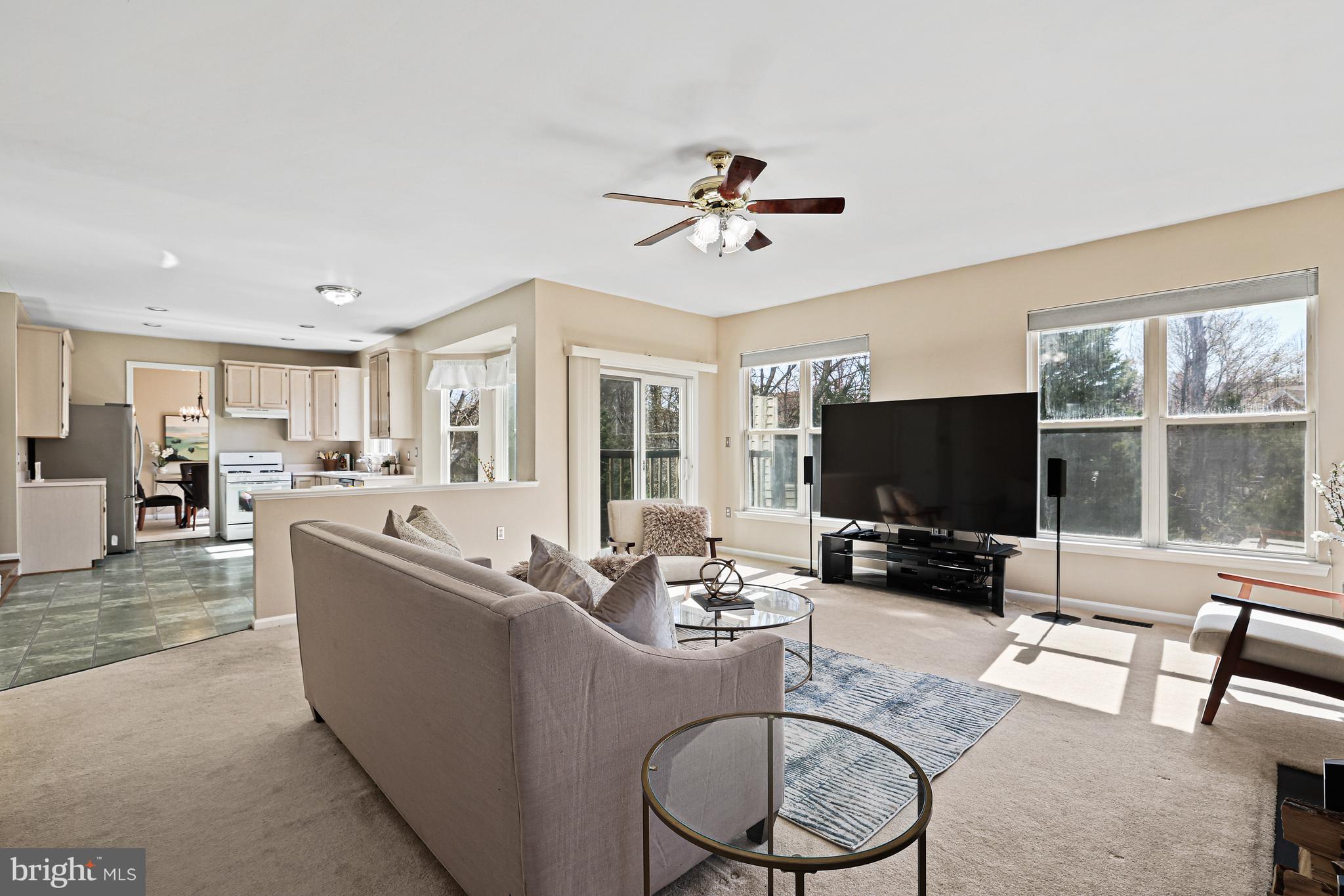 SYCAMORE LAKES - Residential