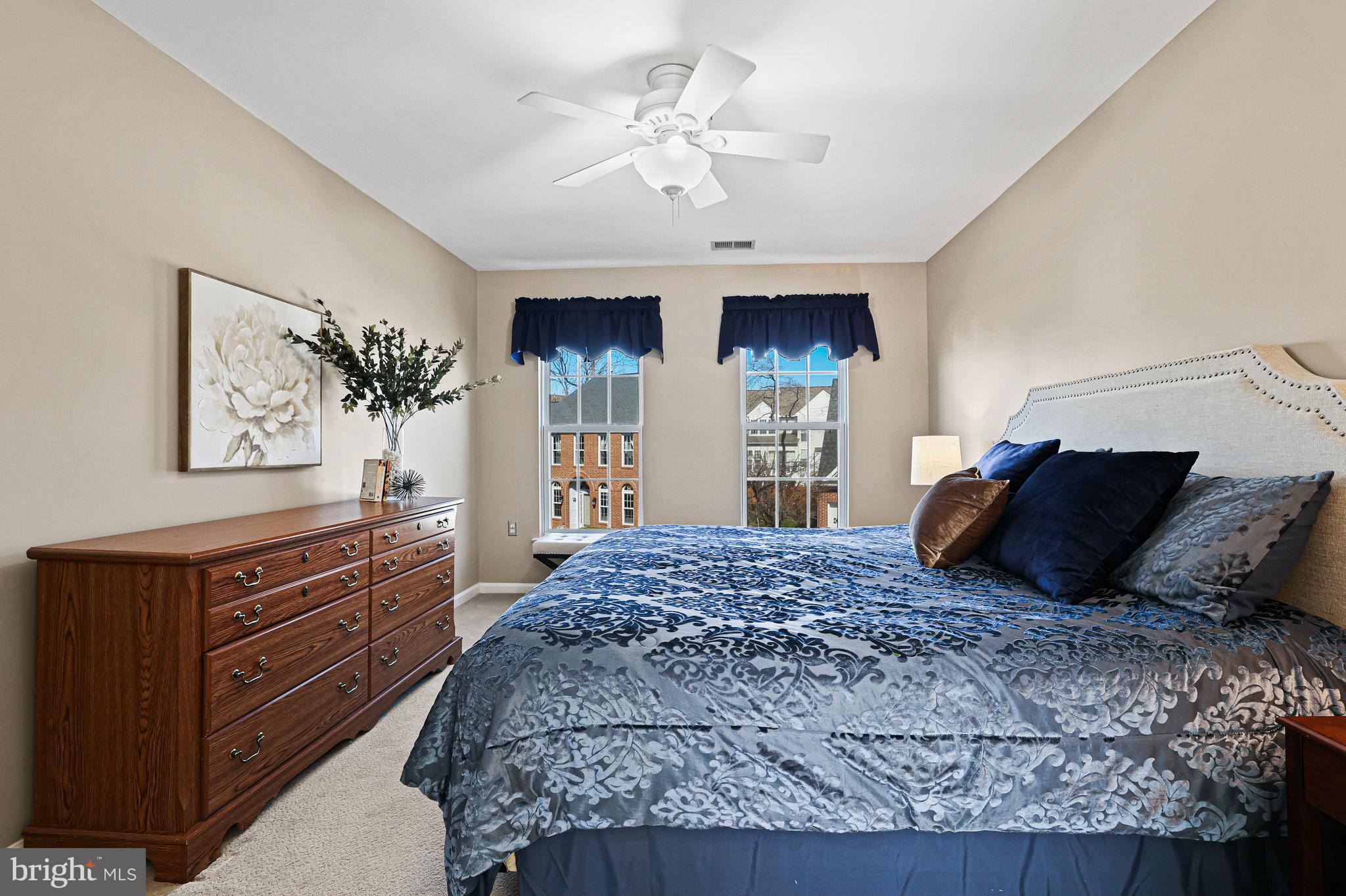 SYCAMORE LAKES - Residential