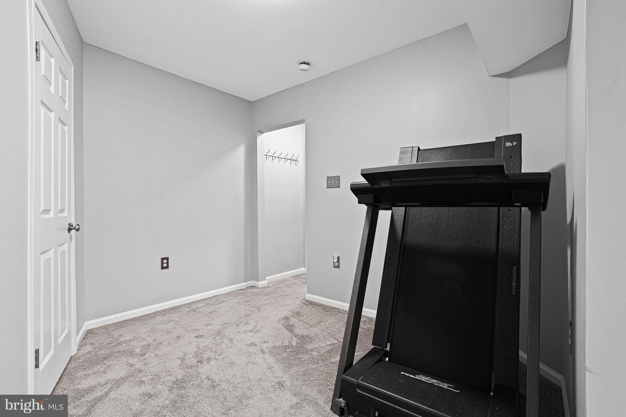 SYCAMORE LAKES - Residential