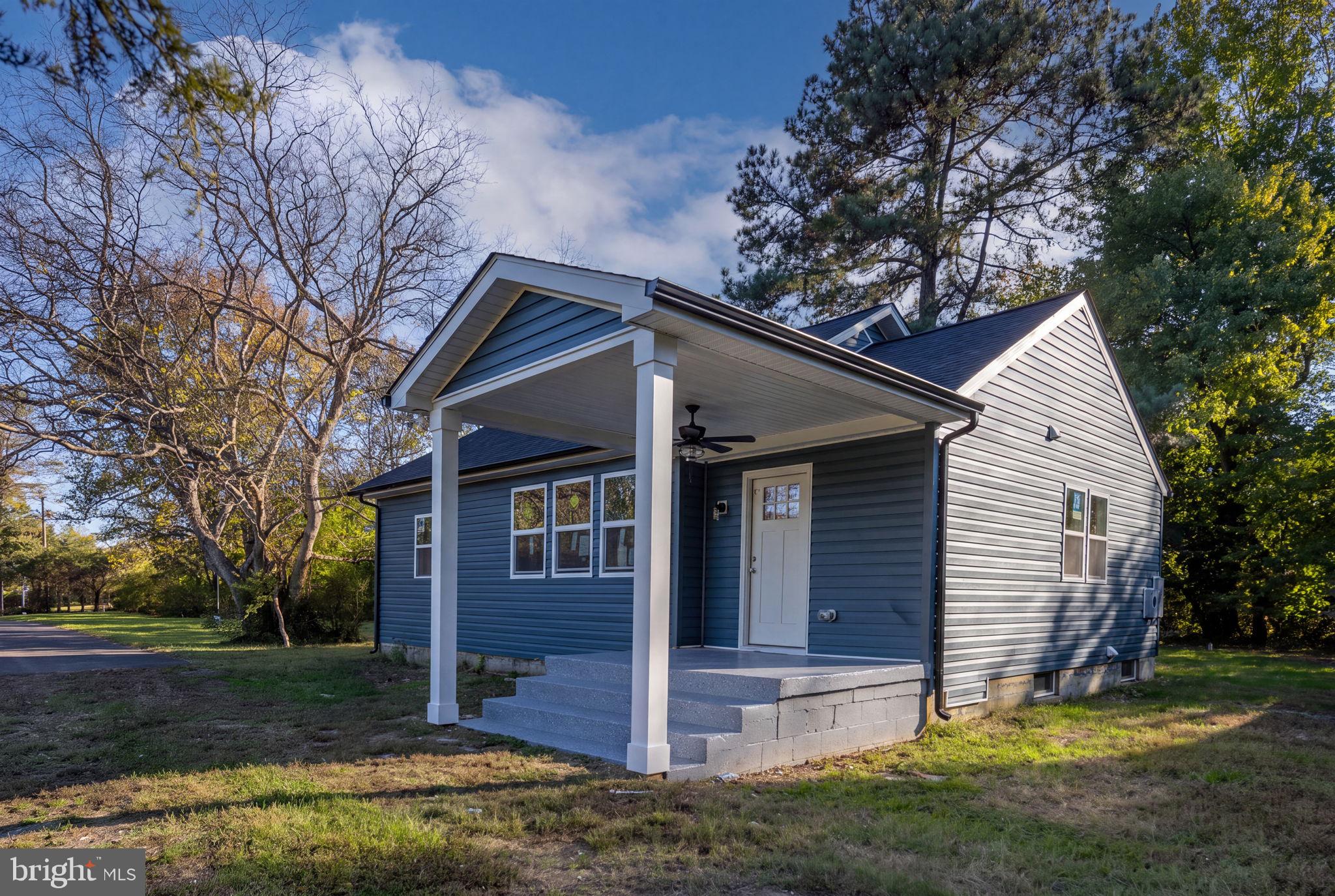 270 FERRY ROAD