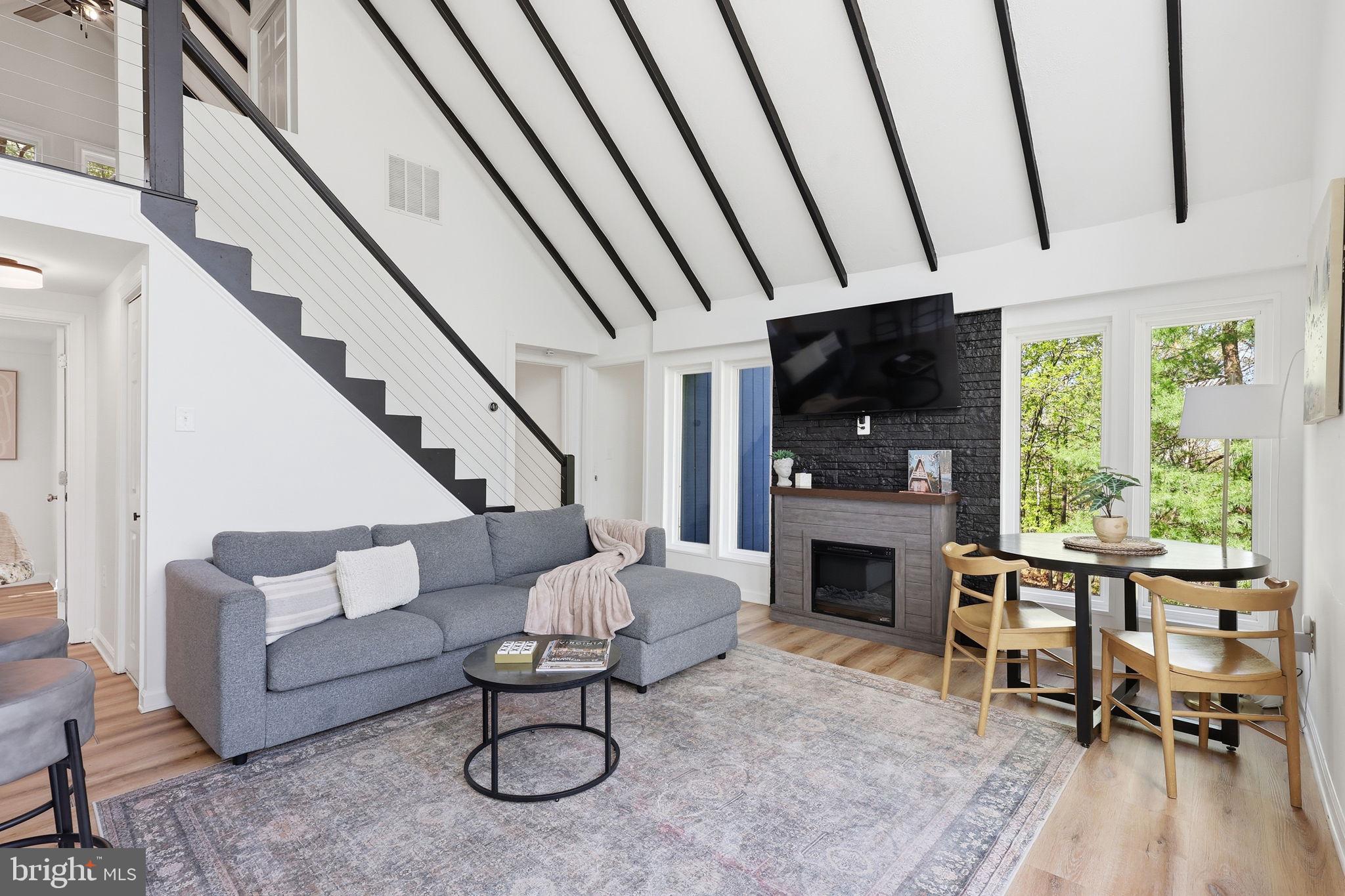 ASPEN HILL FARMS - Residential