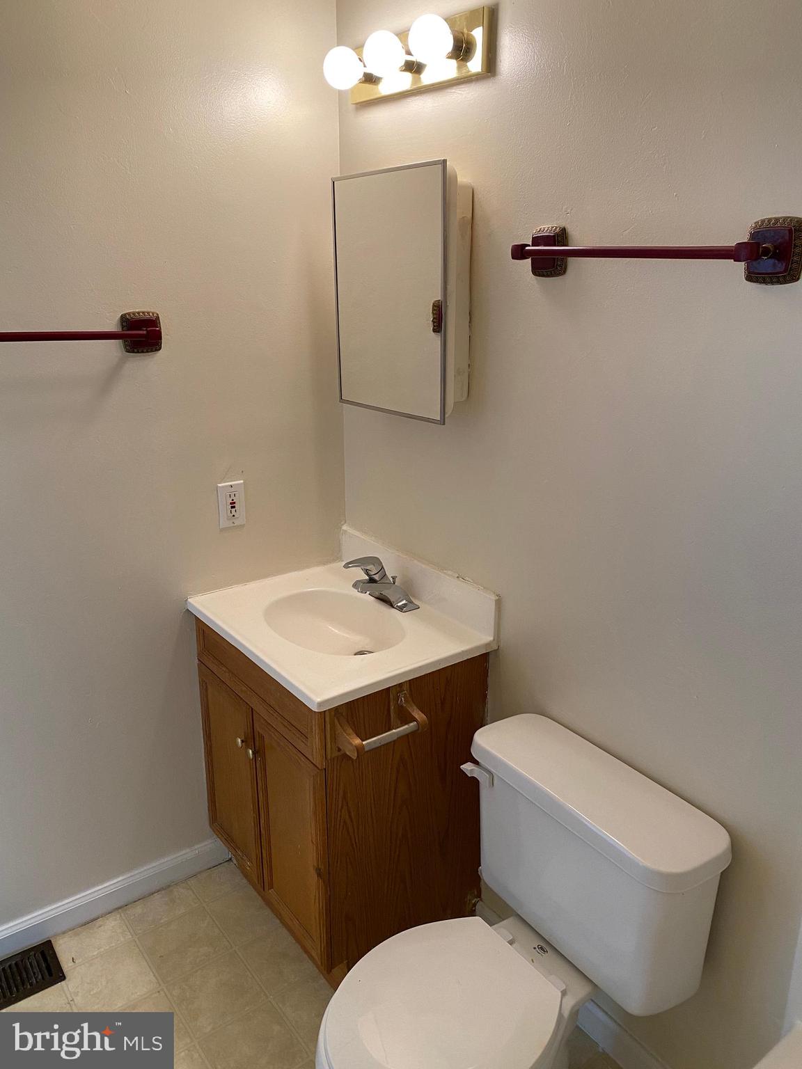 DOWNTOWN FREDERICKSBURG - Residential Lease