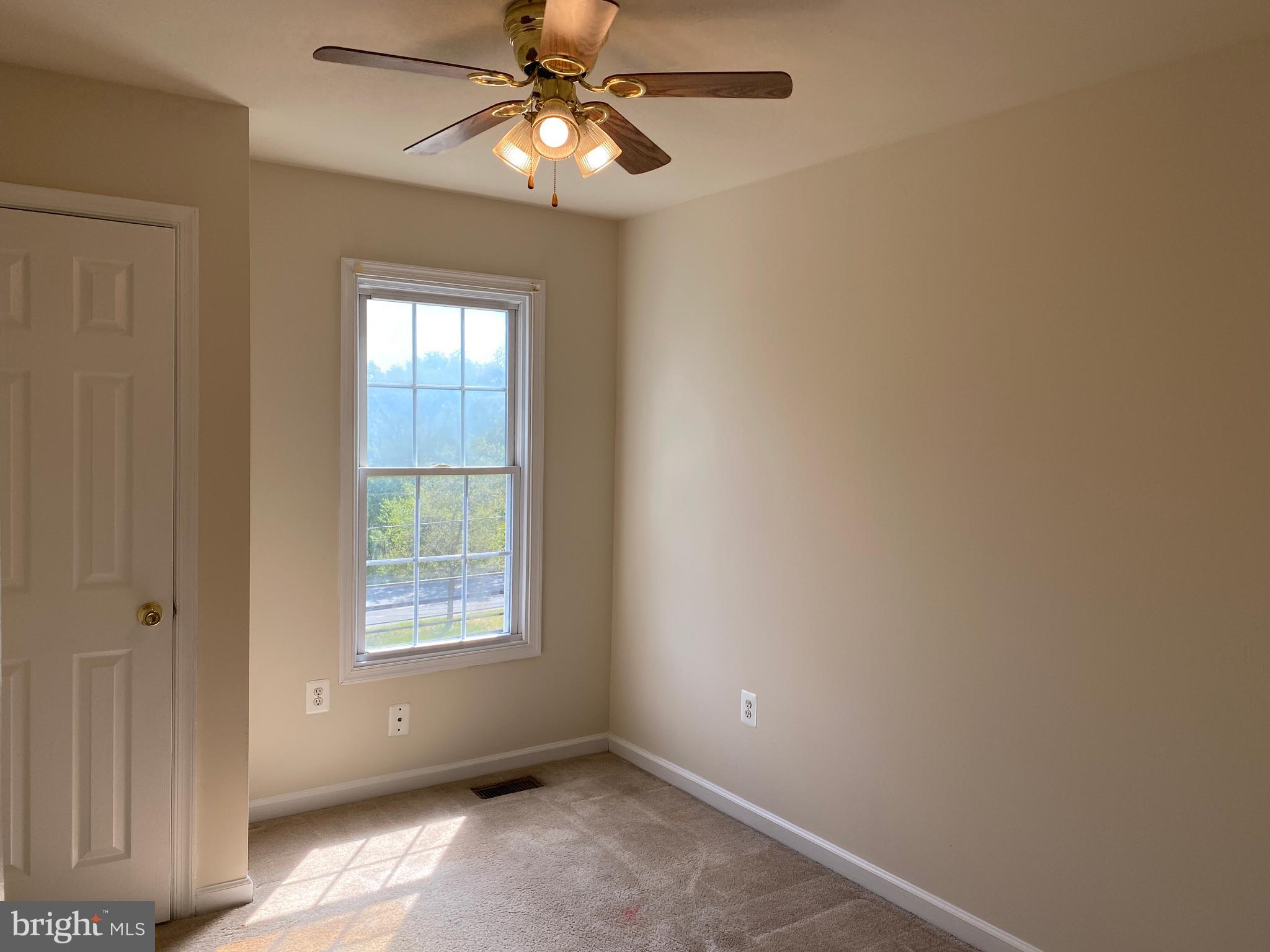 DOWNTOWN FREDERICKSBURG - Residential Lease