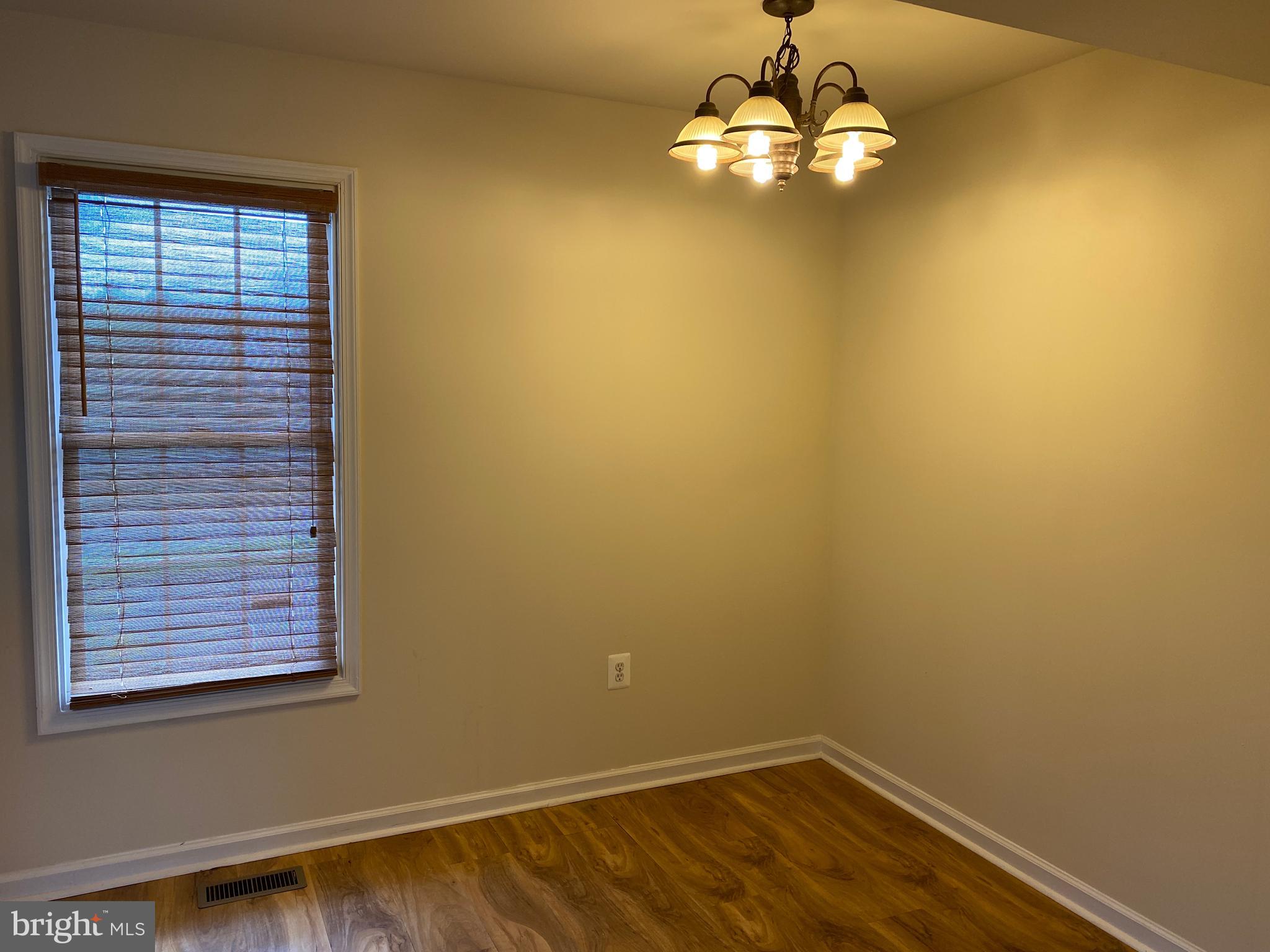 DOWNTOWN FREDERICKSBURG - Residential Lease