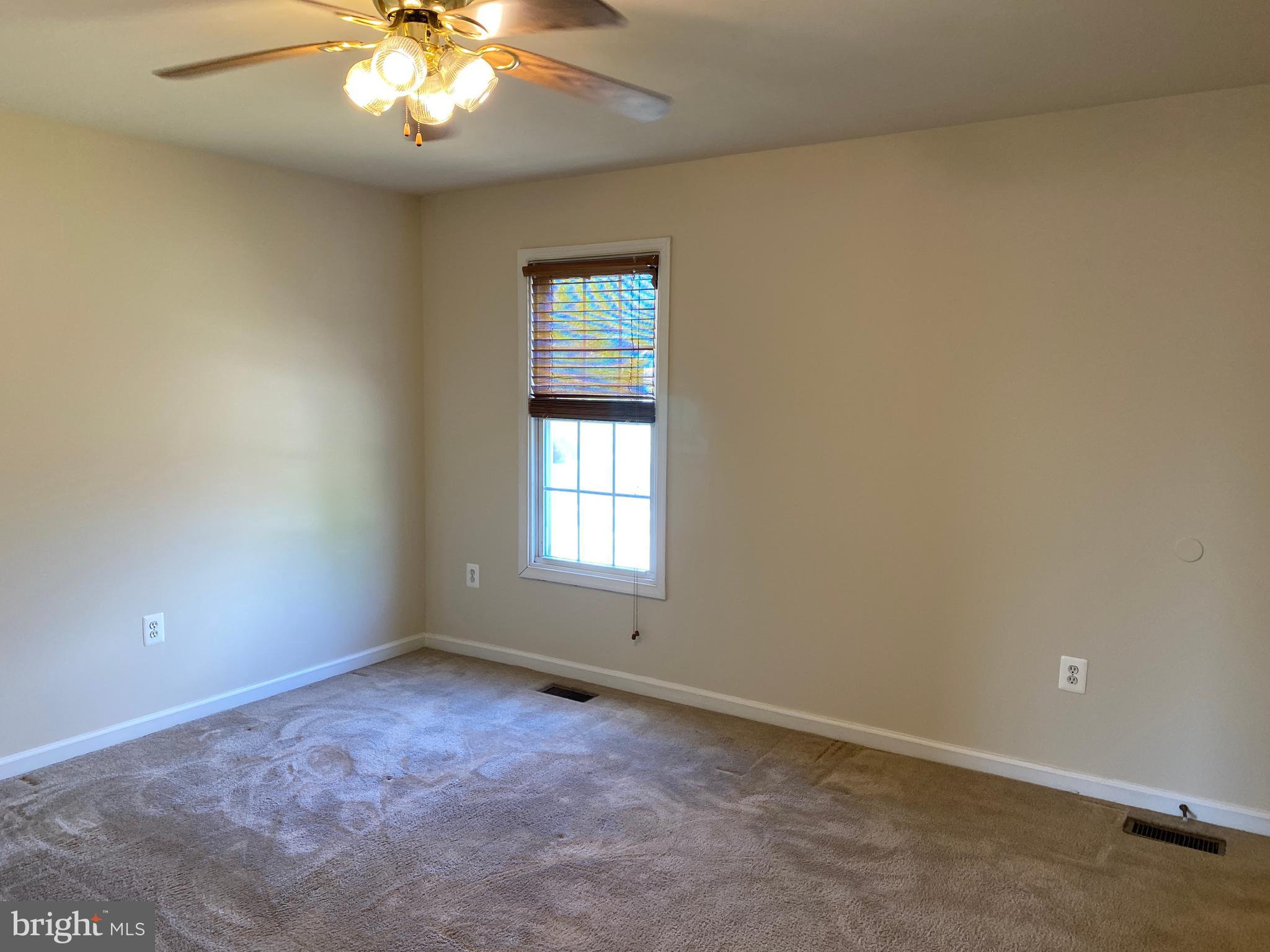 DOWNTOWN FREDERICKSBURG - Residential Lease