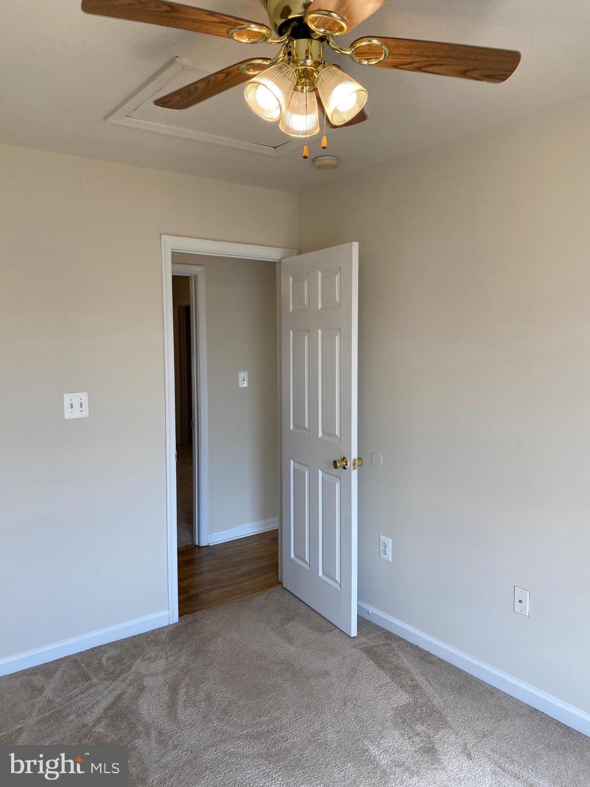 DOWNTOWN FREDERICKSBURG - Residential Lease