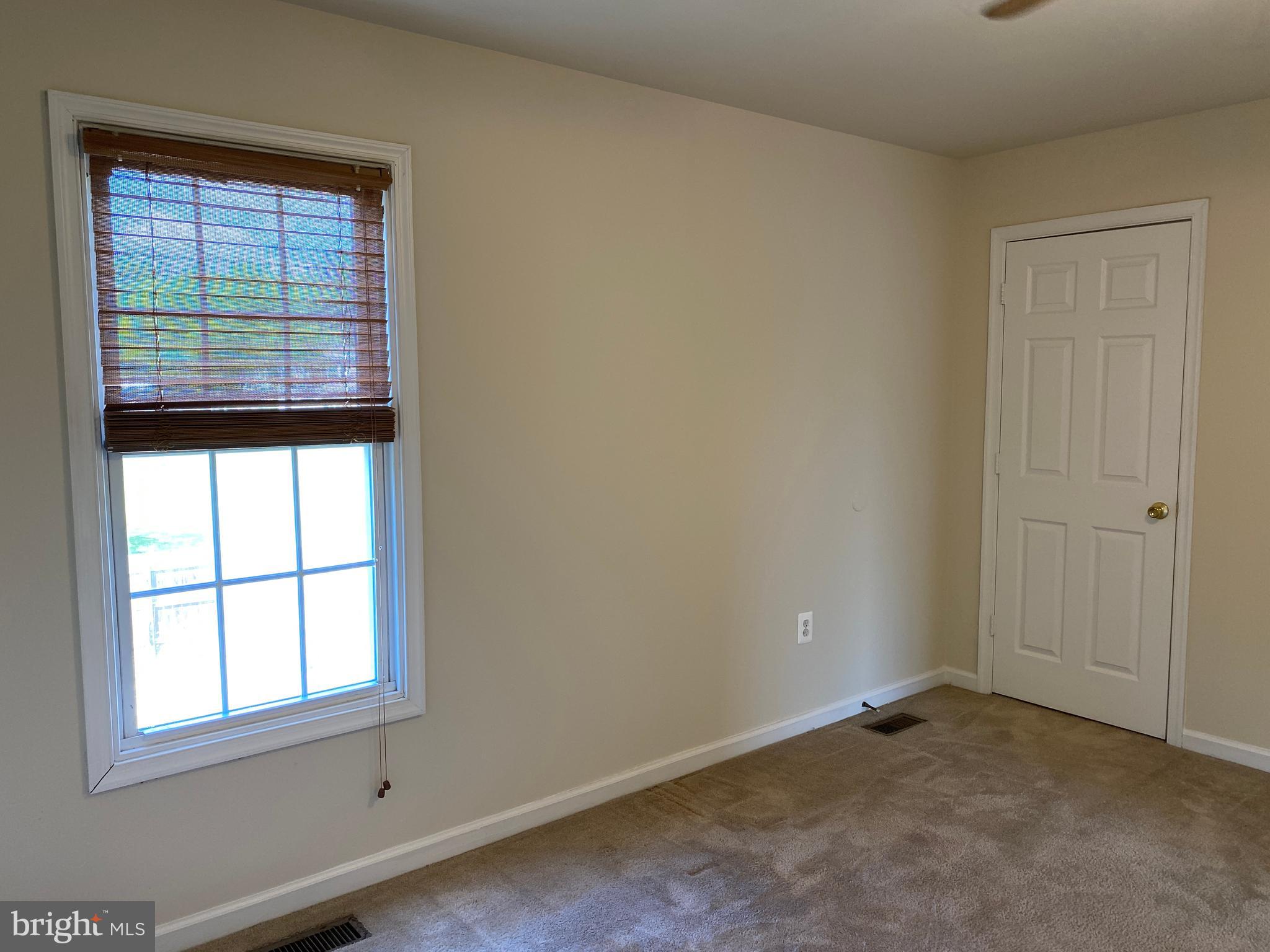 DOWNTOWN FREDERICKSBURG - Residential Lease