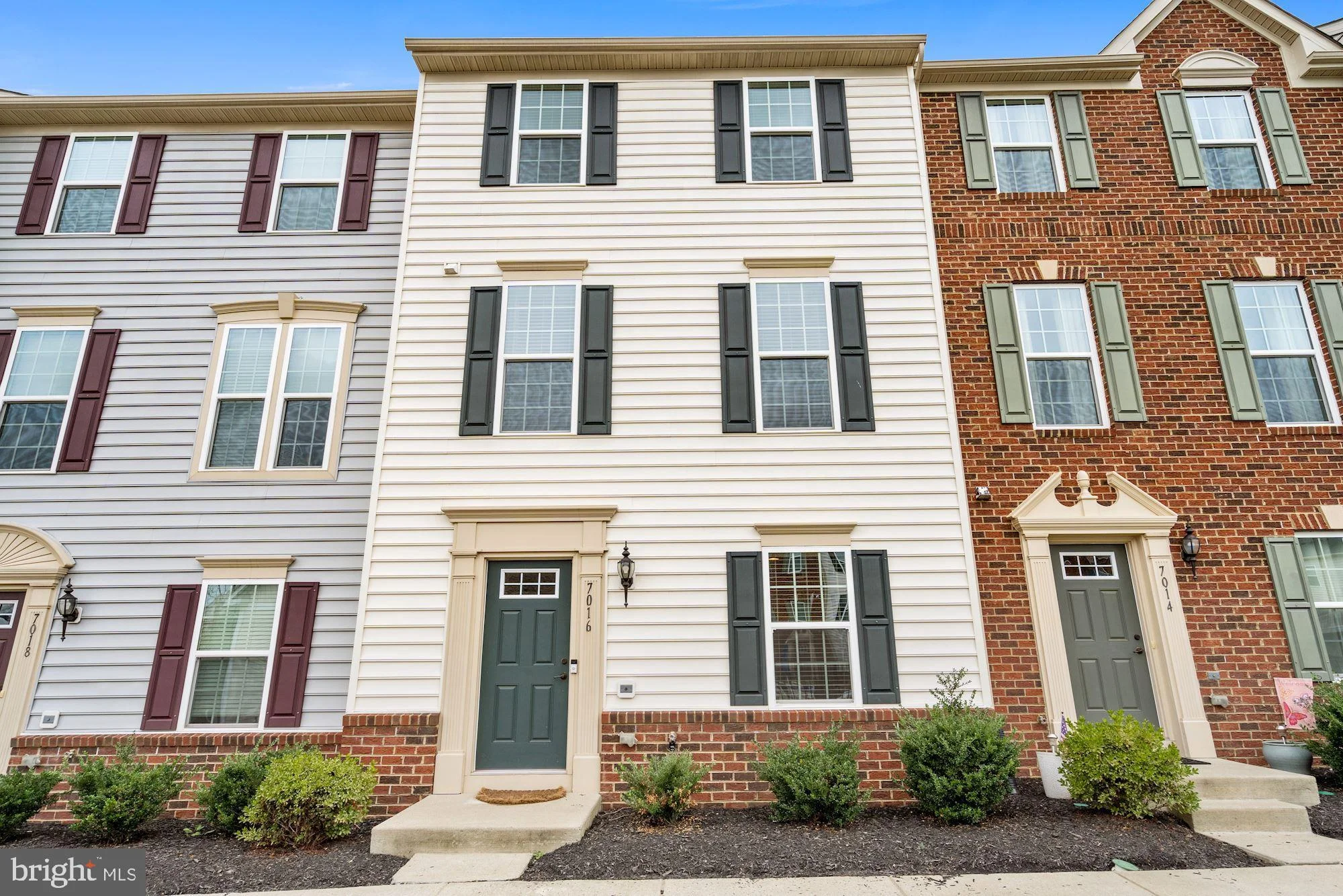 7016 Kona Drive, Gainesville, VA 20155