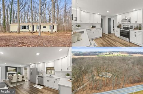 8287 PLEASANT VALLEY ROAD STEWARTSTOWN PA 17363