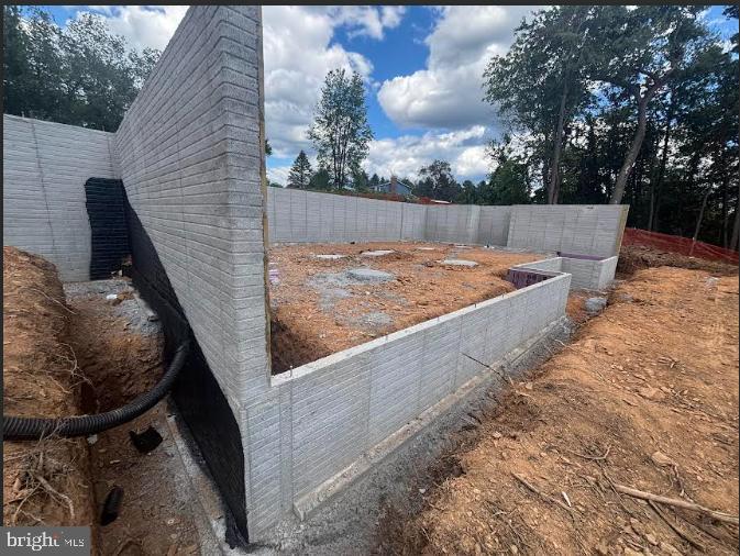 2624 BACHMAN ROAD