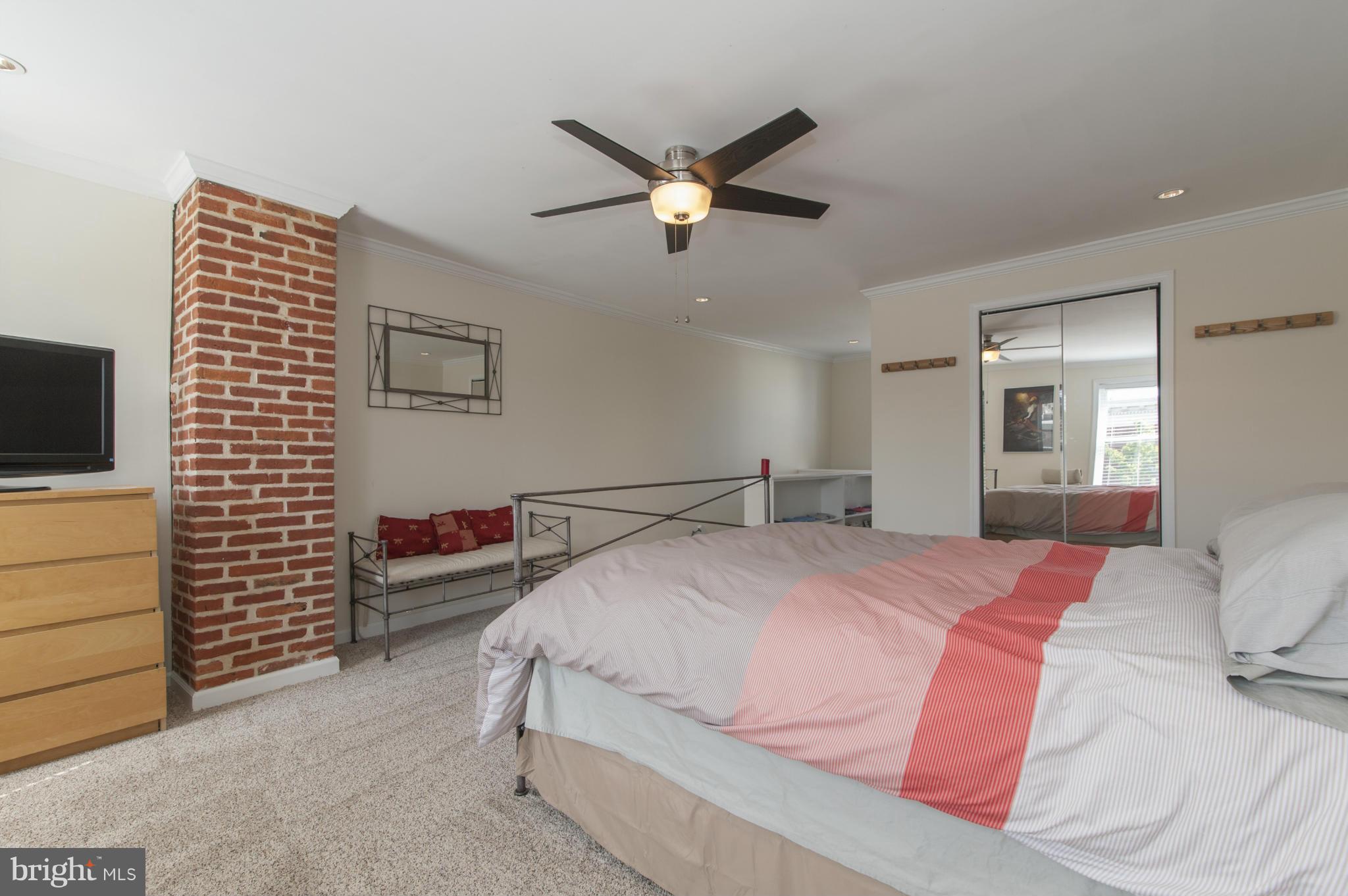 BUTCHER'S HILL - Residential