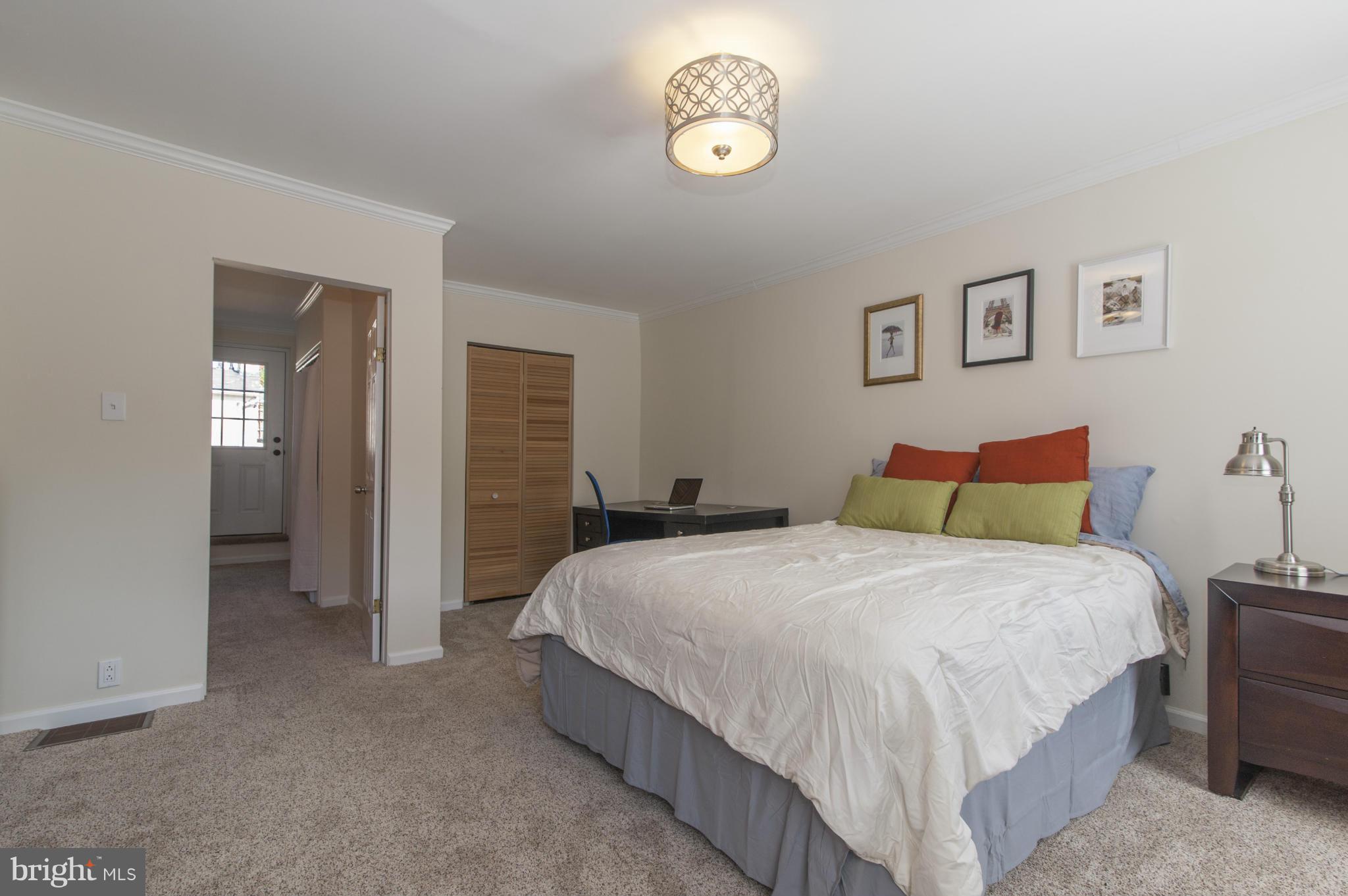 BUTCHER'S HILL - Residential