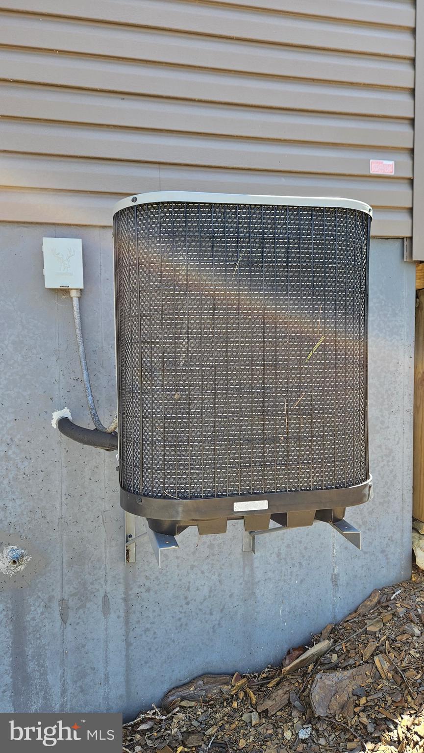 TROUGH CREEK ACRES - Residential