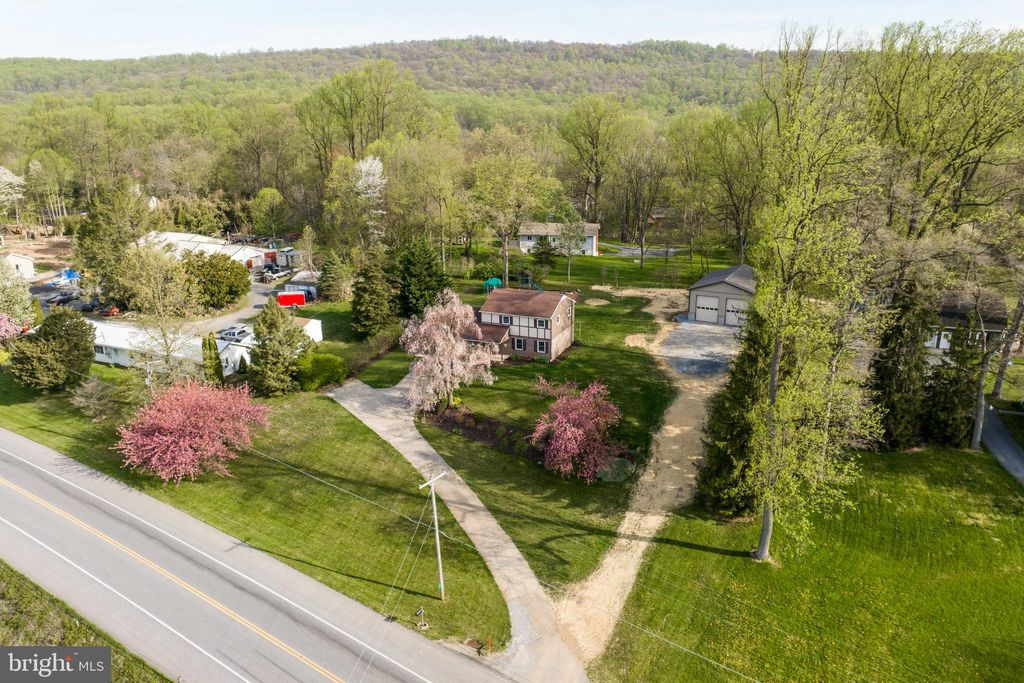 Photo of 241 W 28TH DIVISION HWY, LITITZ, PA 17543 (MLS # PALA2033688)