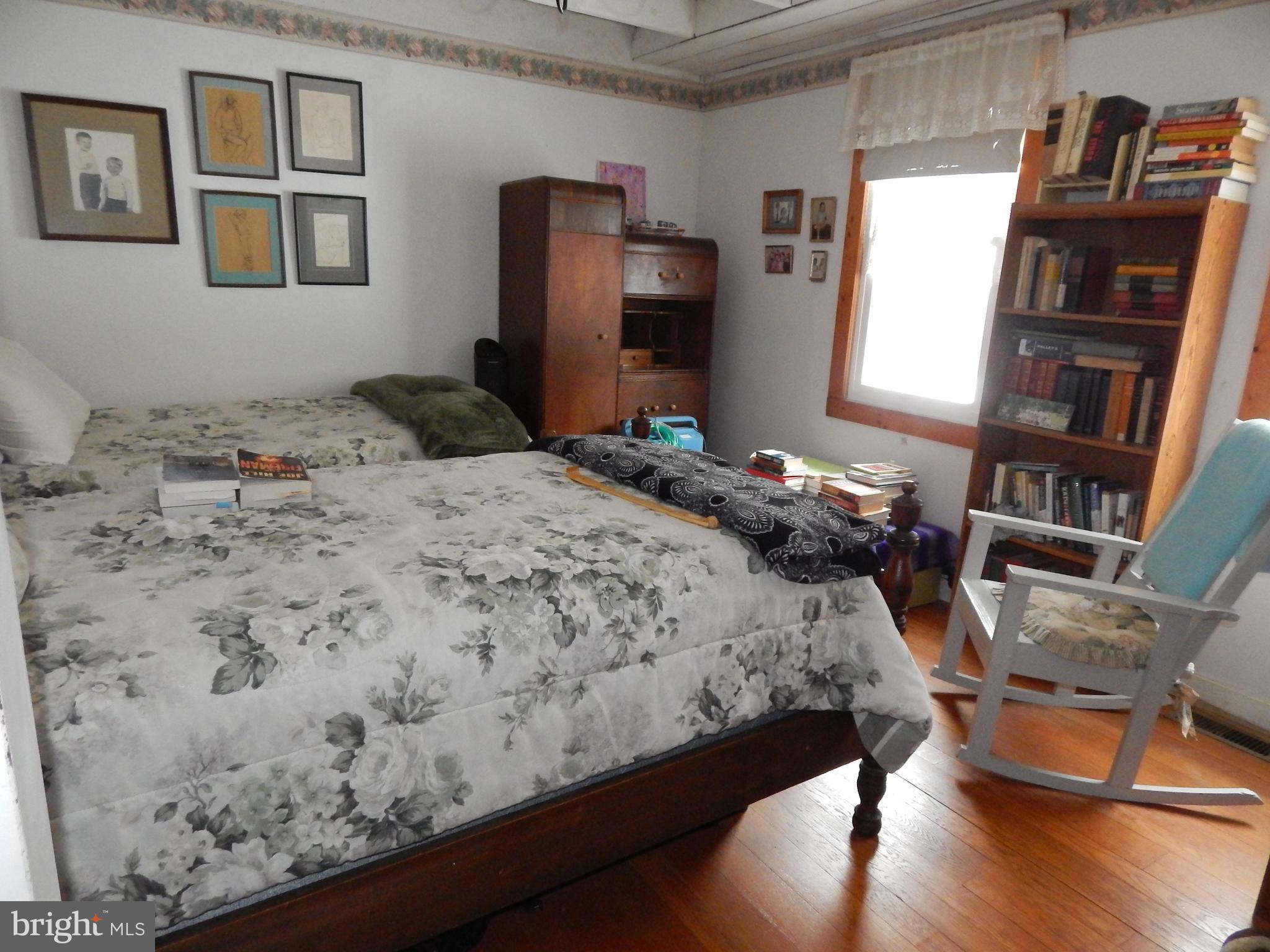 SLEEPY CREEK ORCHARD - Residential