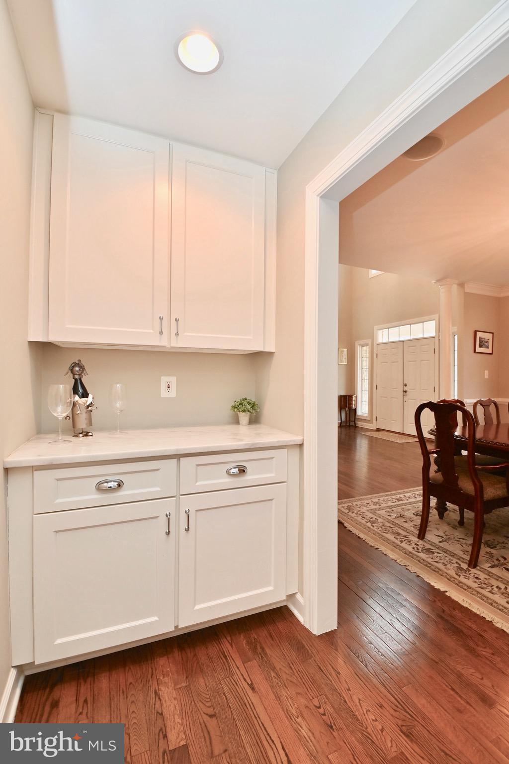 ESTATES AT ROSELAND - Residential