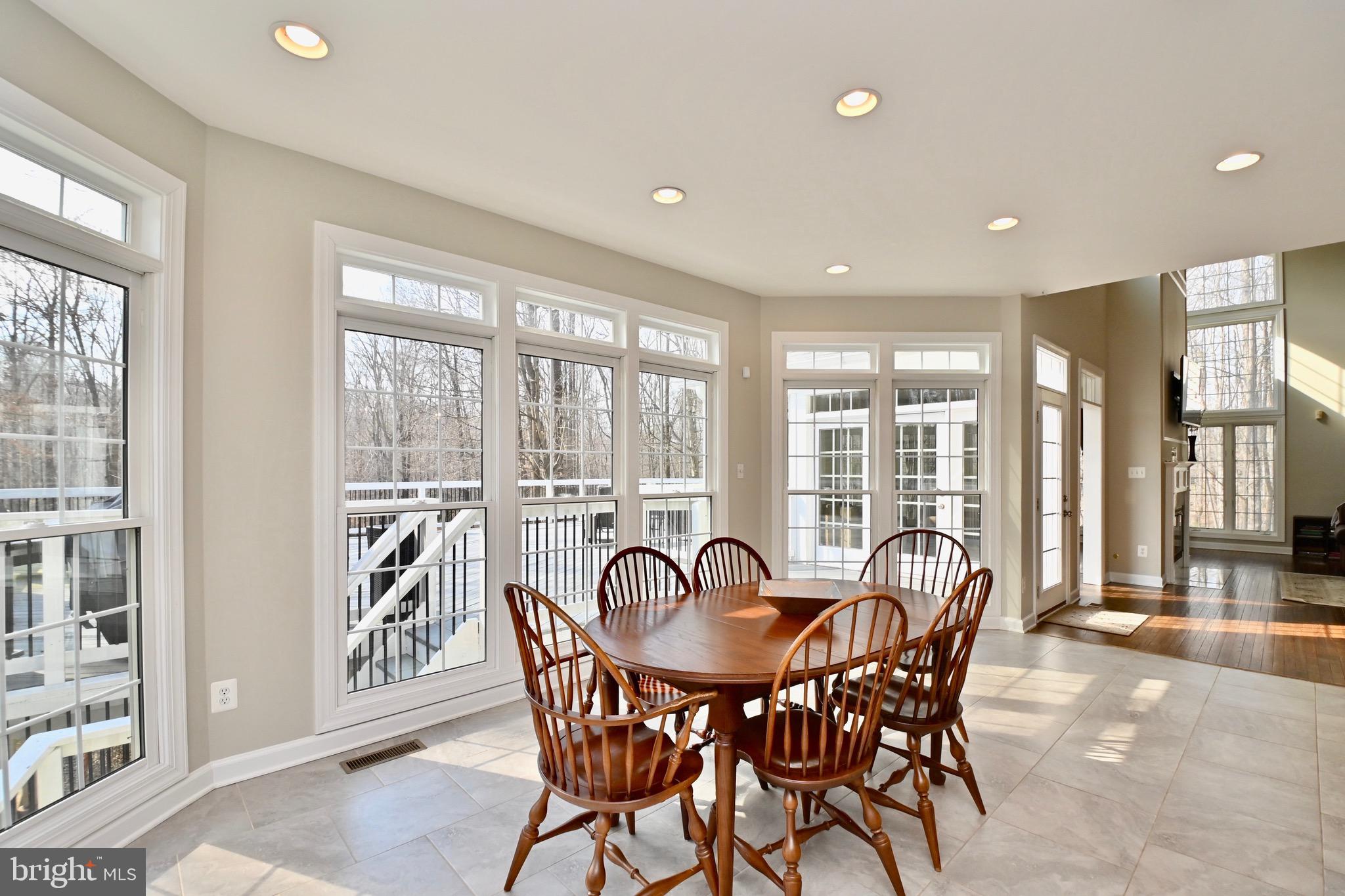 ESTATES AT ROSELAND - Residential