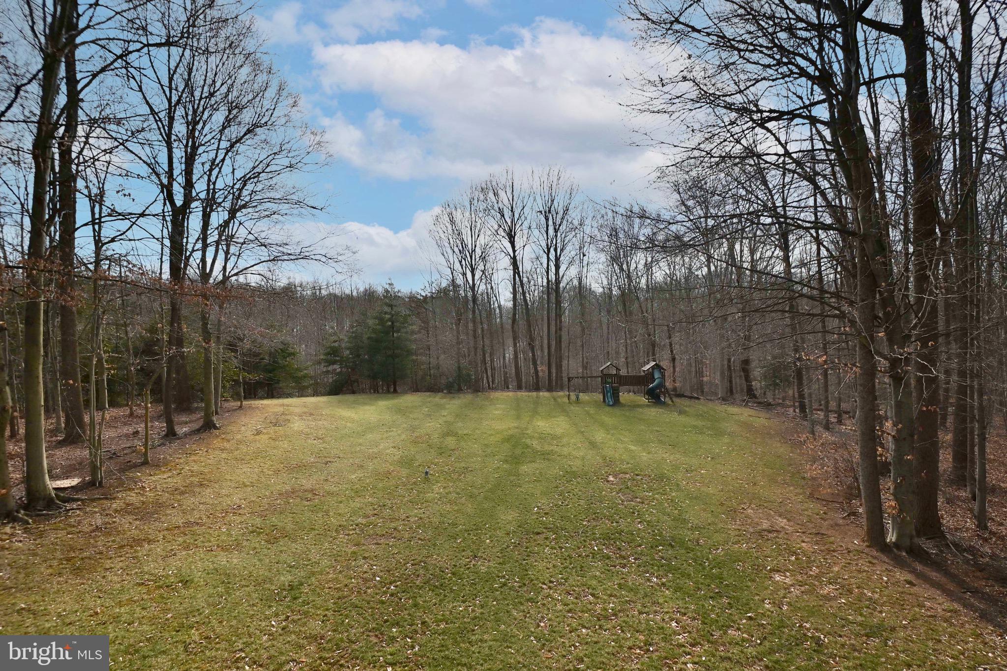 ESTATES AT ROSELAND - Residential