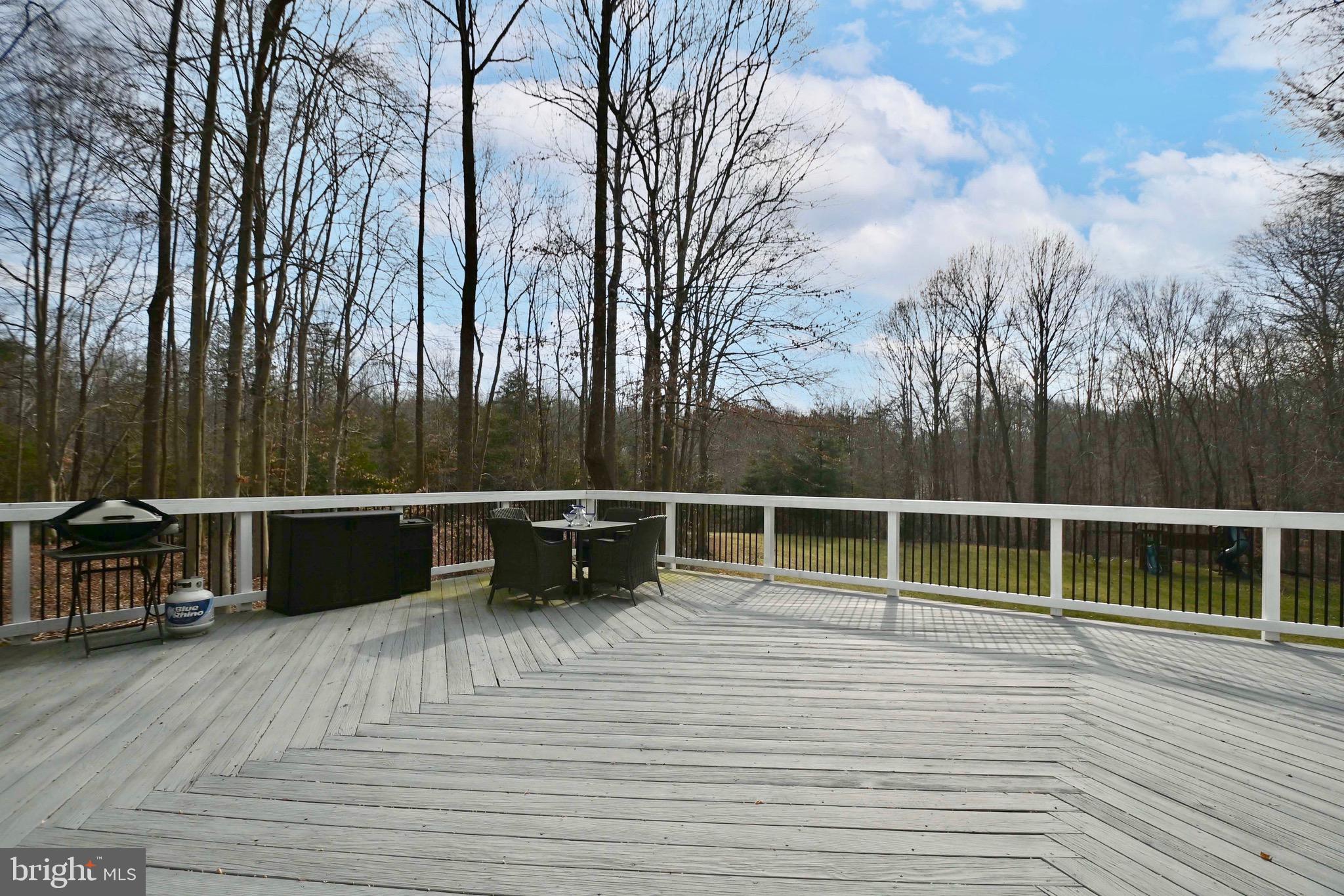 ESTATES AT ROSELAND - Residential