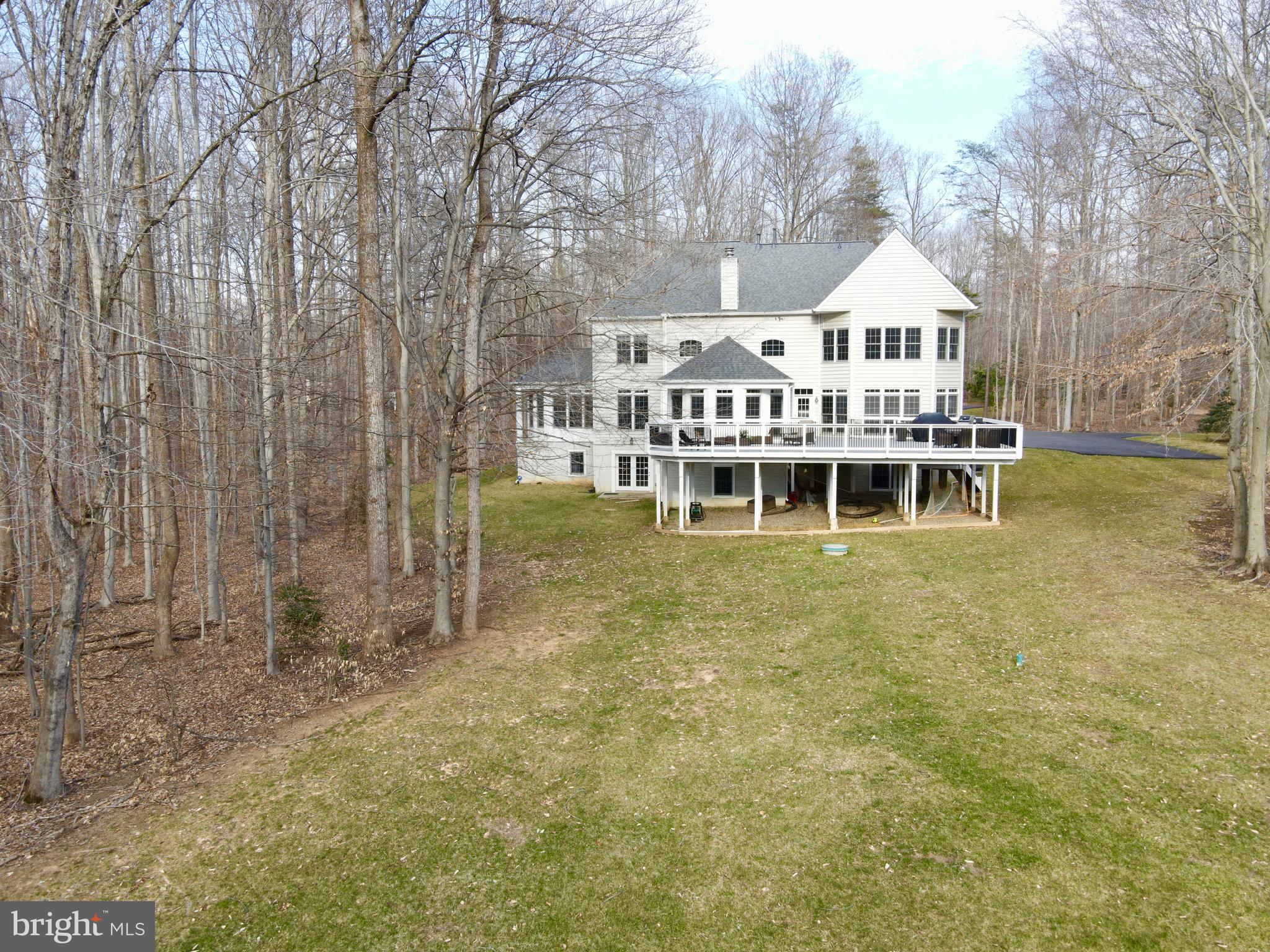 ESTATES AT ROSELAND - Residential