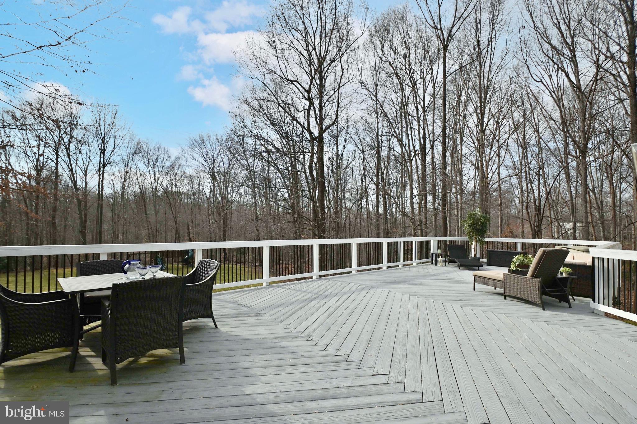 ESTATES AT ROSELAND - Residential