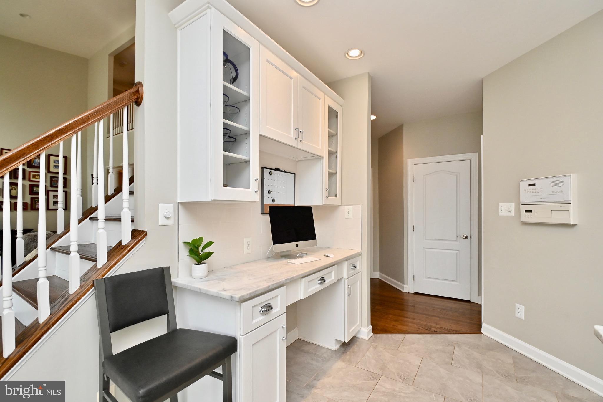 ESTATES AT ROSELAND - Residential