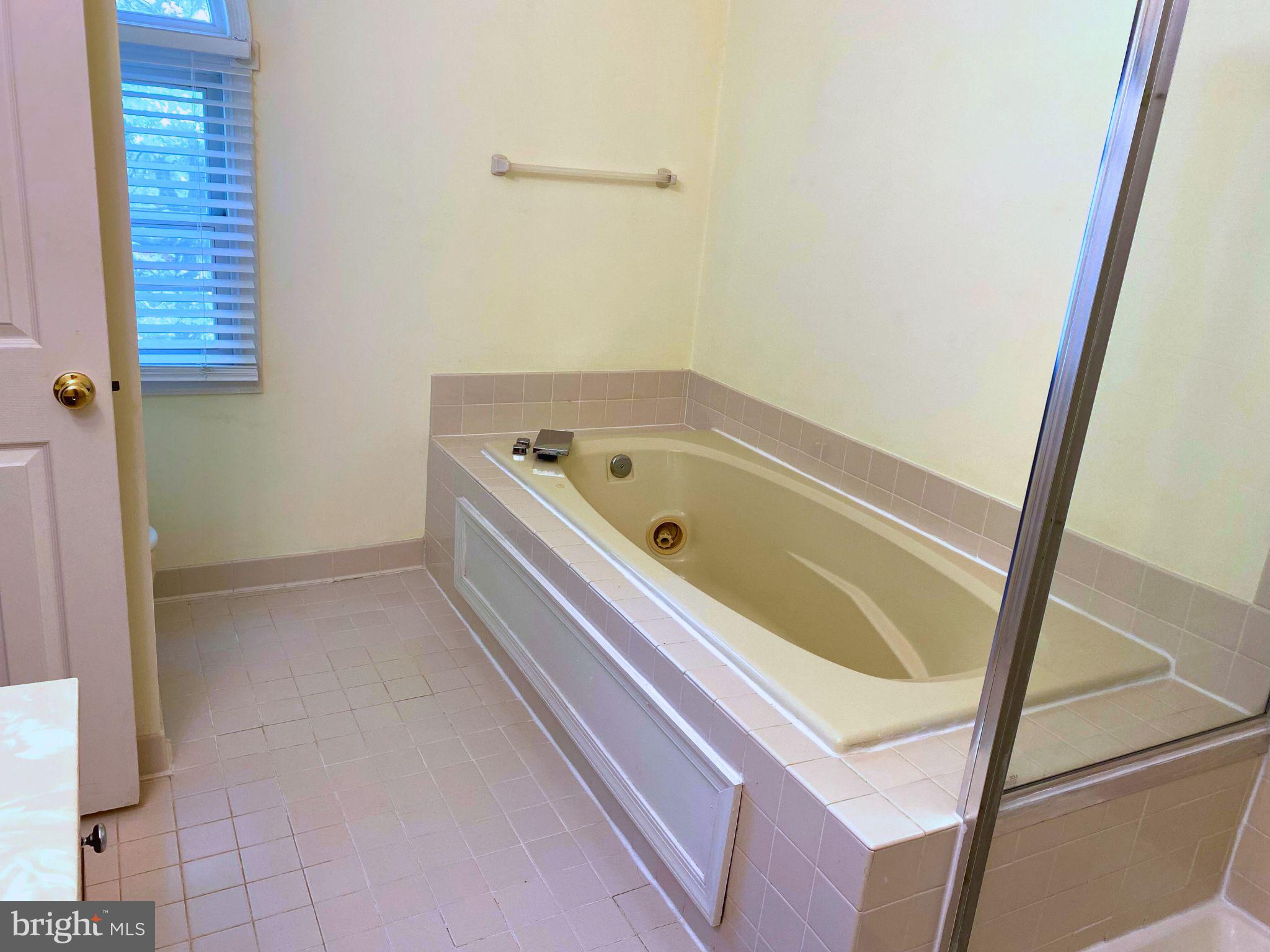 COURTHOUSE STATION - Residential Lease