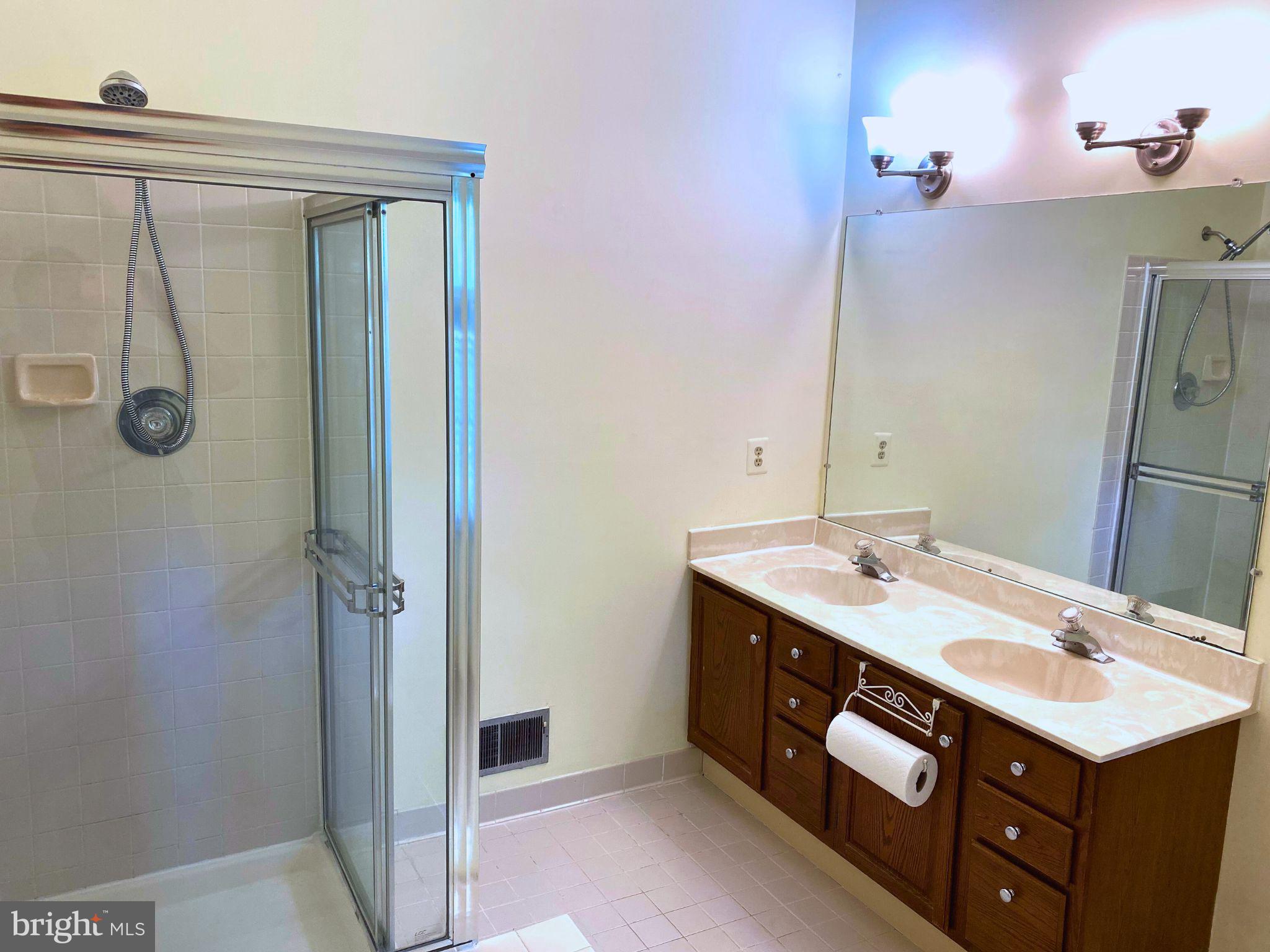 COURTHOUSE STATION - Residential Lease