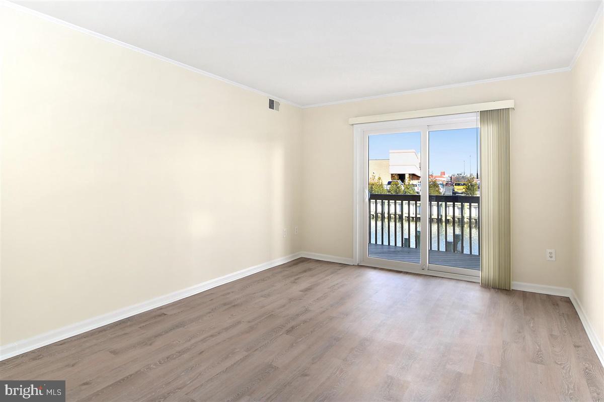 CAINE HARBOR MILE - Residential