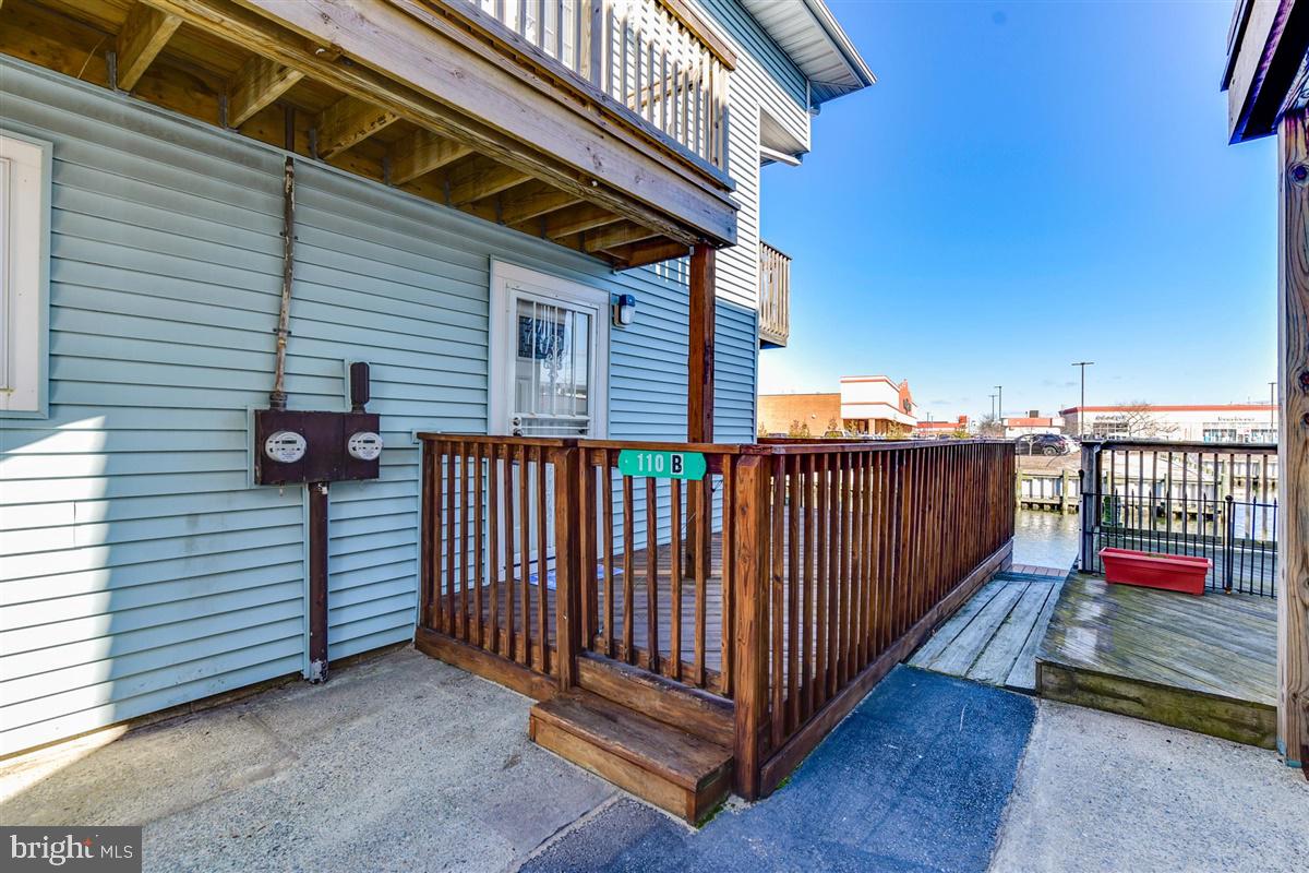 CAINE HARBOR MILE - Residential