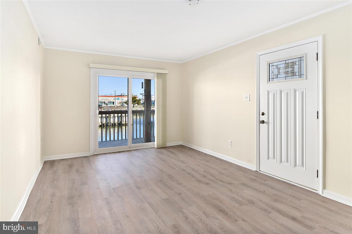 CAINE HARBOR MILE - Residential